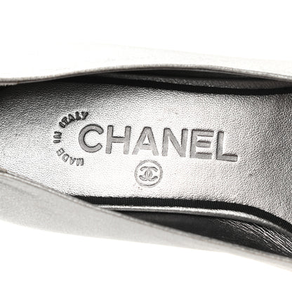 Chanel Metallic Calfskin Grosgrain Cap Toe CC Ballerina Flats 37 Silver Black 7 of 9