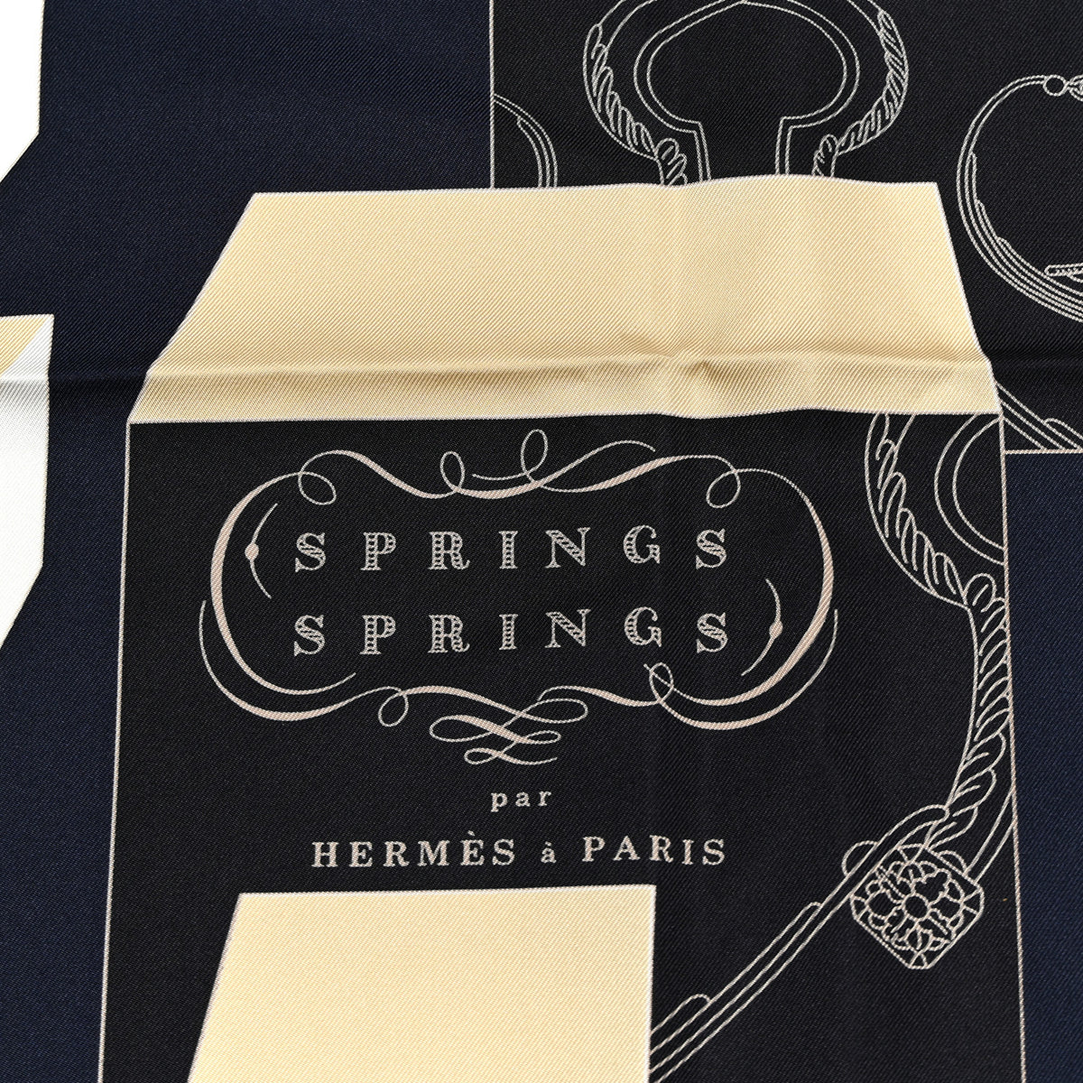 Silk Springs Springs Scarf 90 Bleu Black Beige White