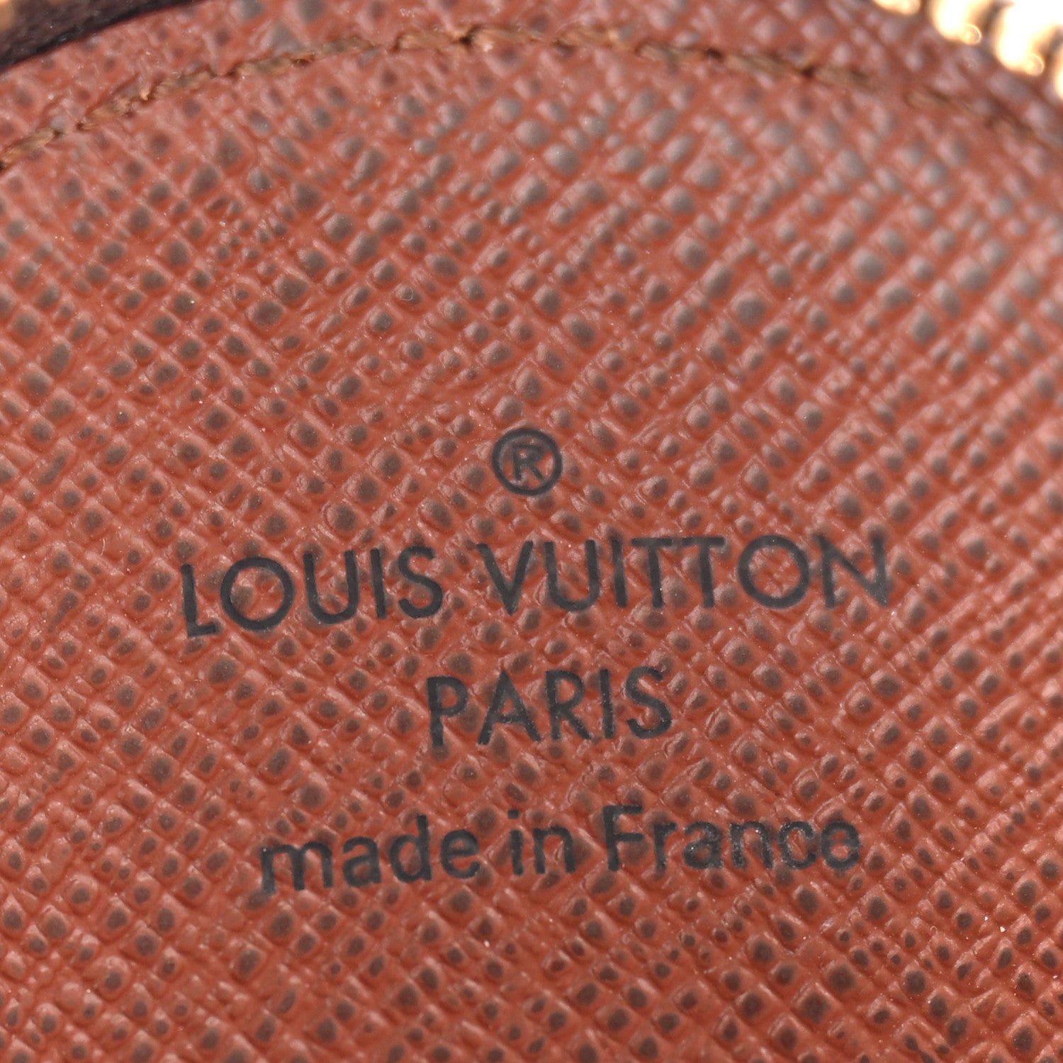 Louis Vuitton Monogram Round Coin Purse 6 of 9