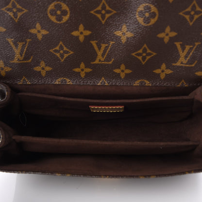Louis Vuitton Monogram Pochette Metis 5 of 8