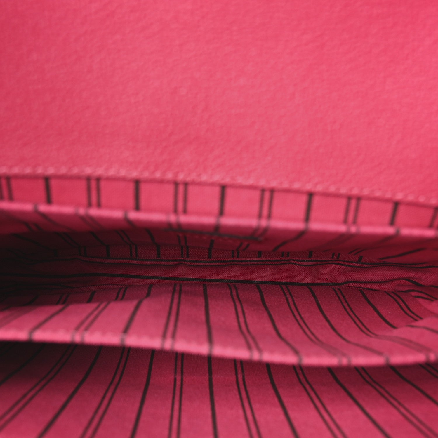 Louis Vuitton Empreinte Pochette Metis Freesia 5 of 9