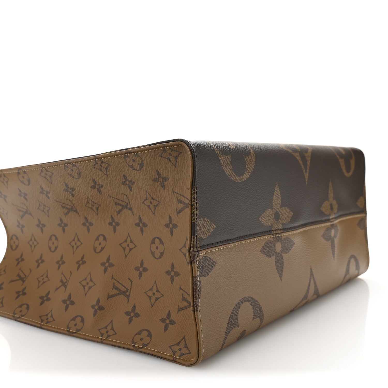 Louis Vuitton Reverse Monogram Giant Onthego GM 8 of 10