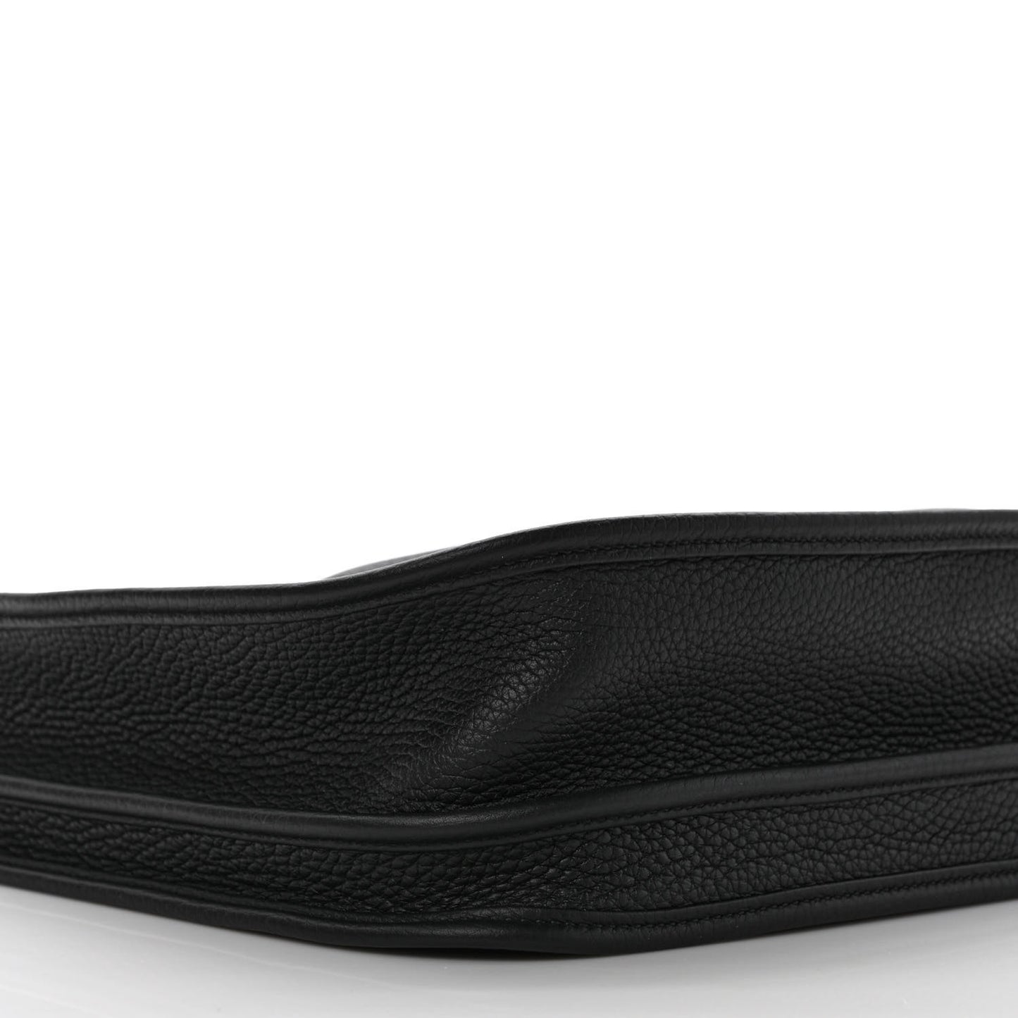 Taurillon Clemence Evelyne III PM Black