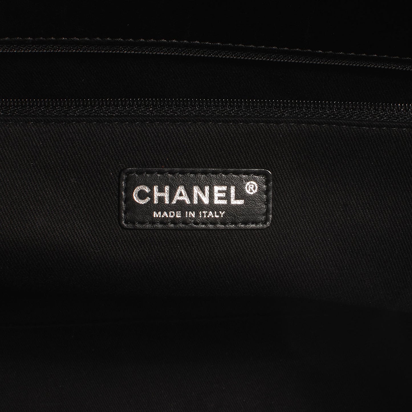 Patent Quilted Reissue 2.55 Tote Black