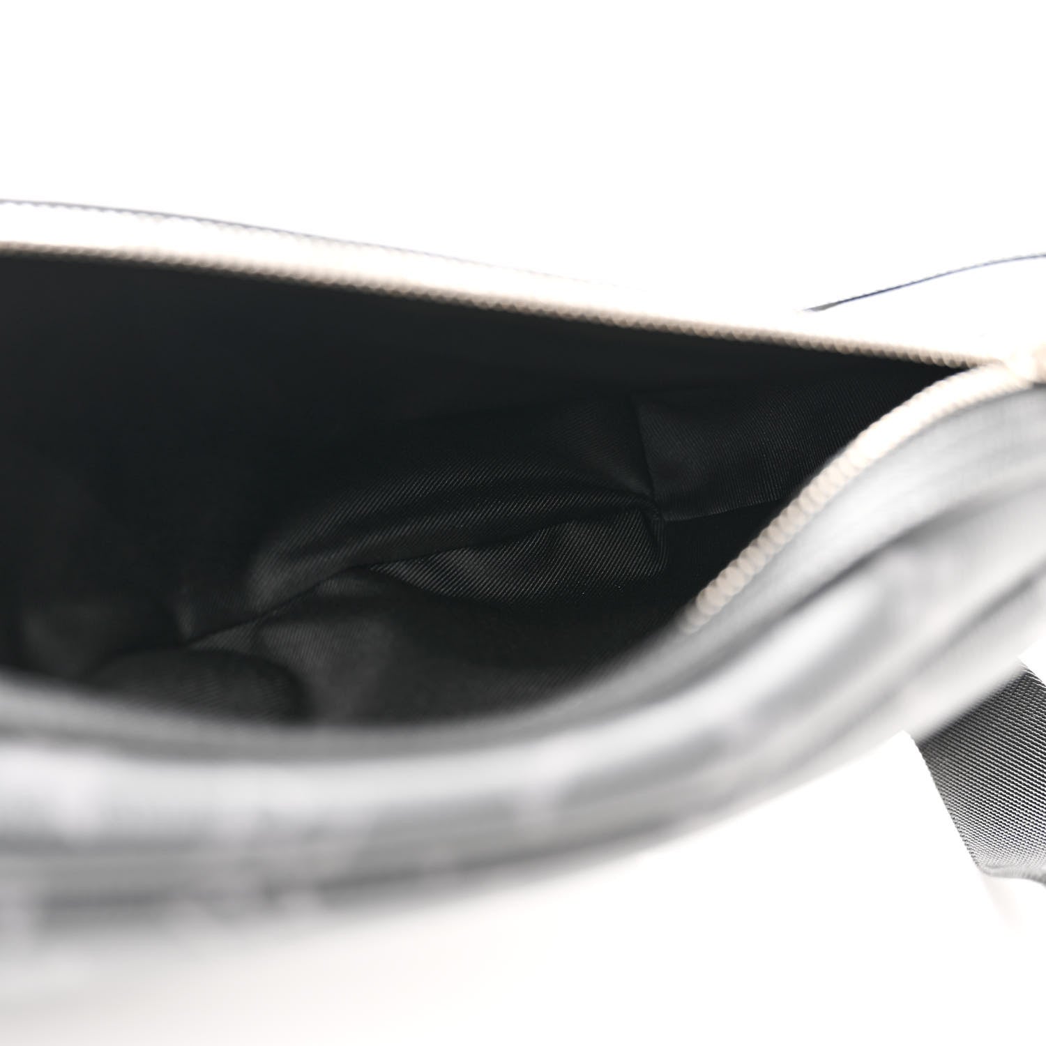 Louis Vuitton Taigarama Duo Slingbag Black 5 of 11