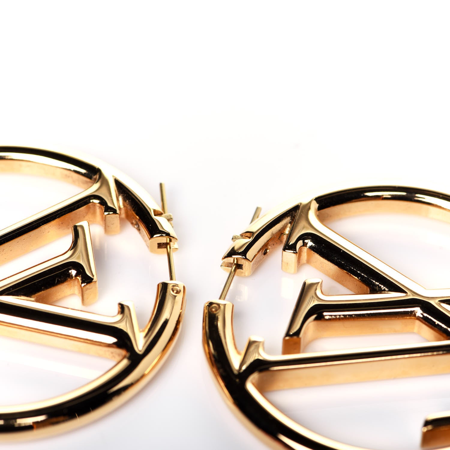 Louis Vuitton Metal Louise Hoop Earrings Gold 3 of 7