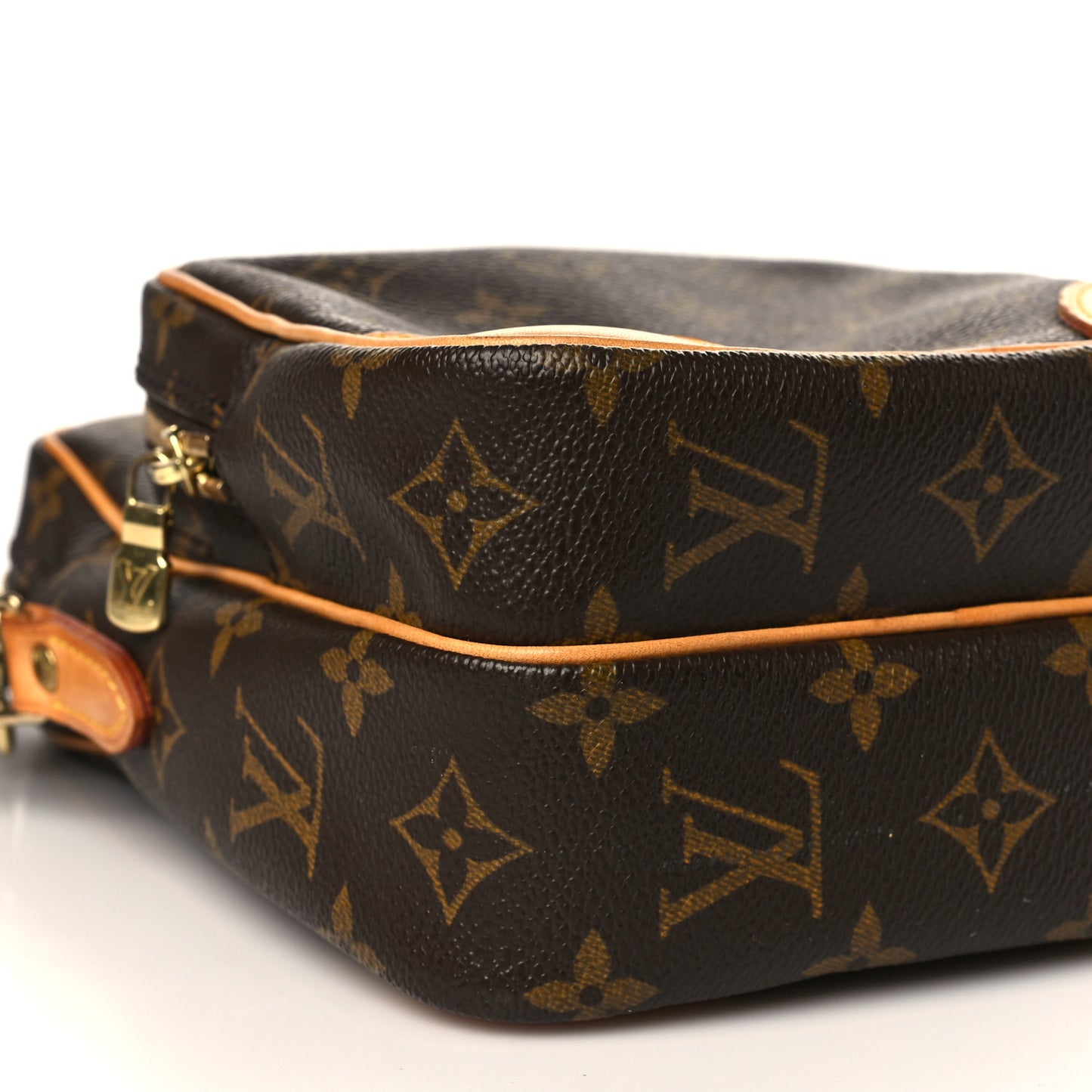 Monogram Amazone