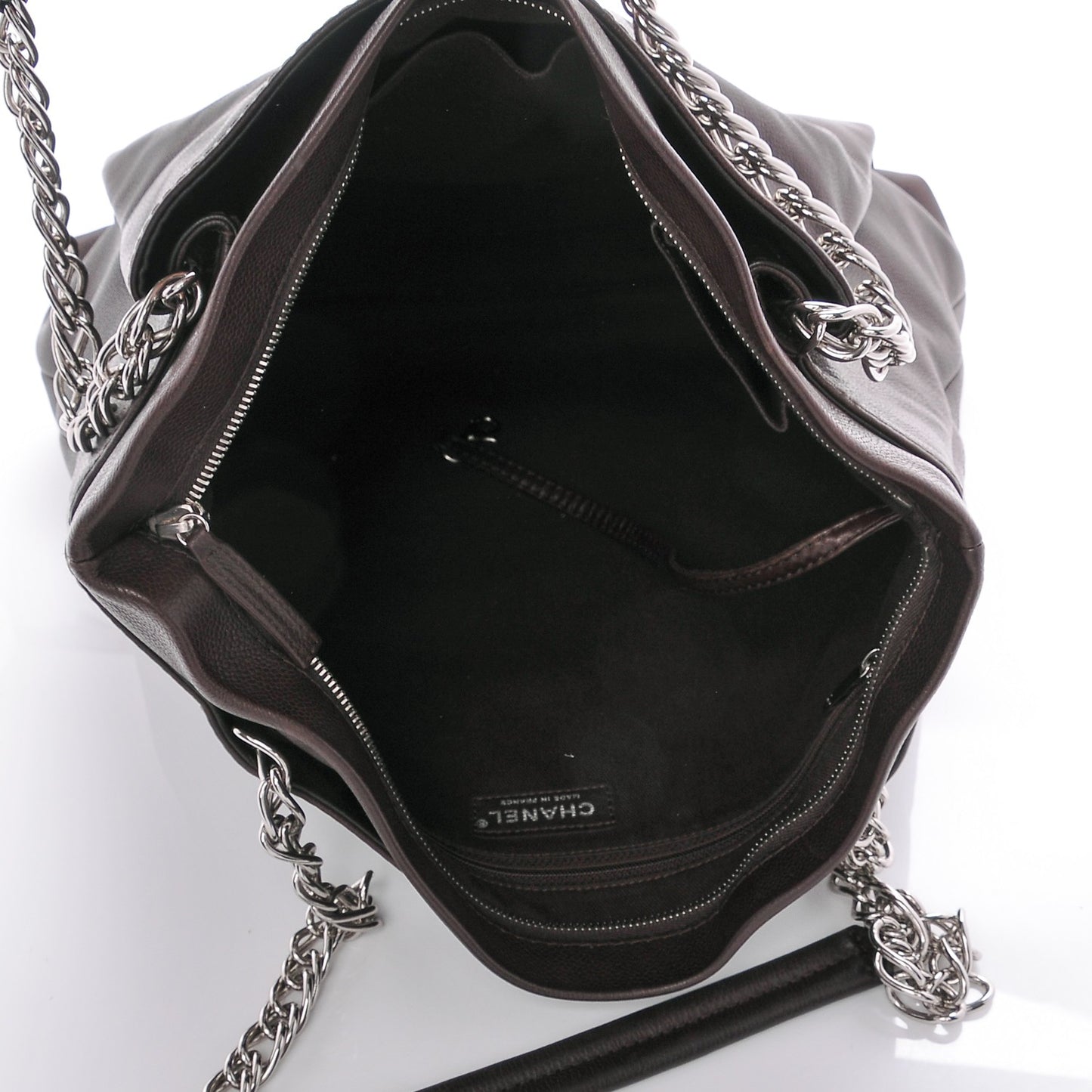 Caviar Large CC Tuck Tote Brown
