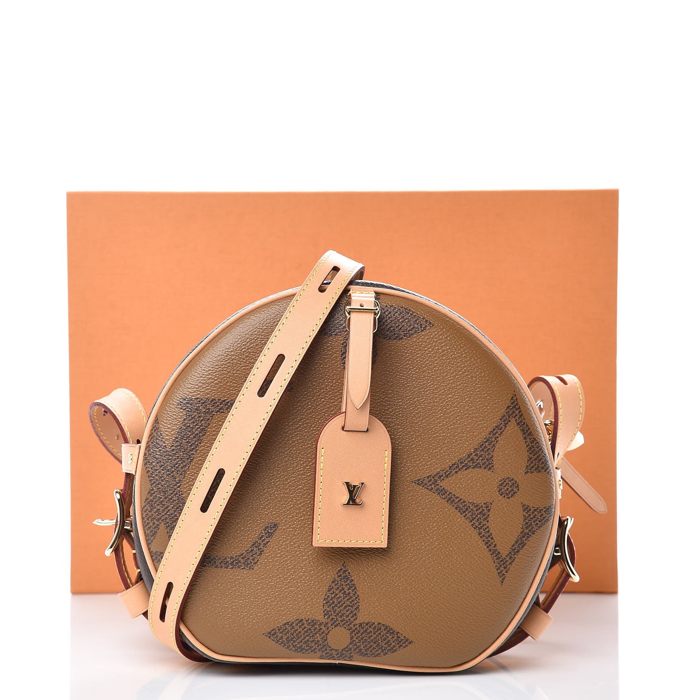 Reverse Monogram Giant Boite Chapeau Souple