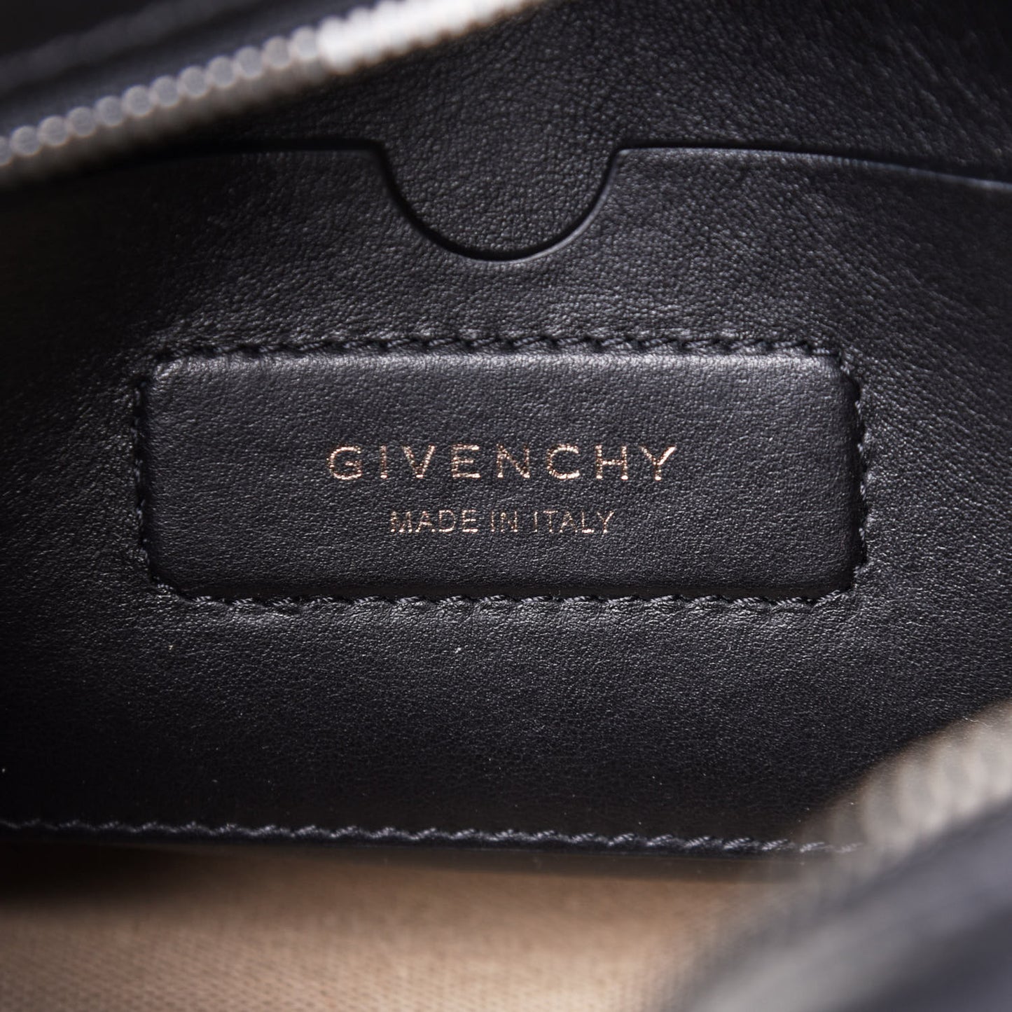 Smooth Calfskin Small Soft Antigona Black