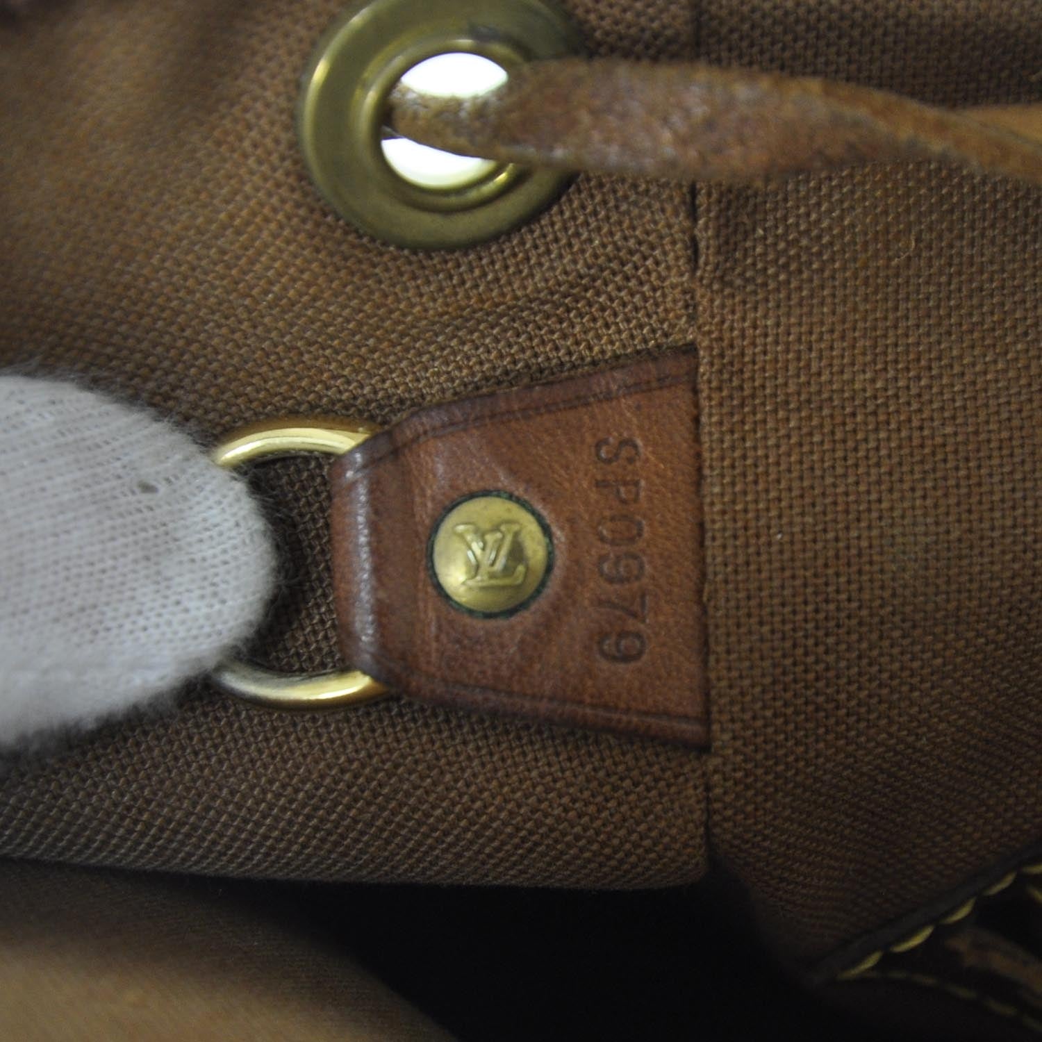 Louis Vuitton Monogram Montsouris MM Backpack 8 of 9