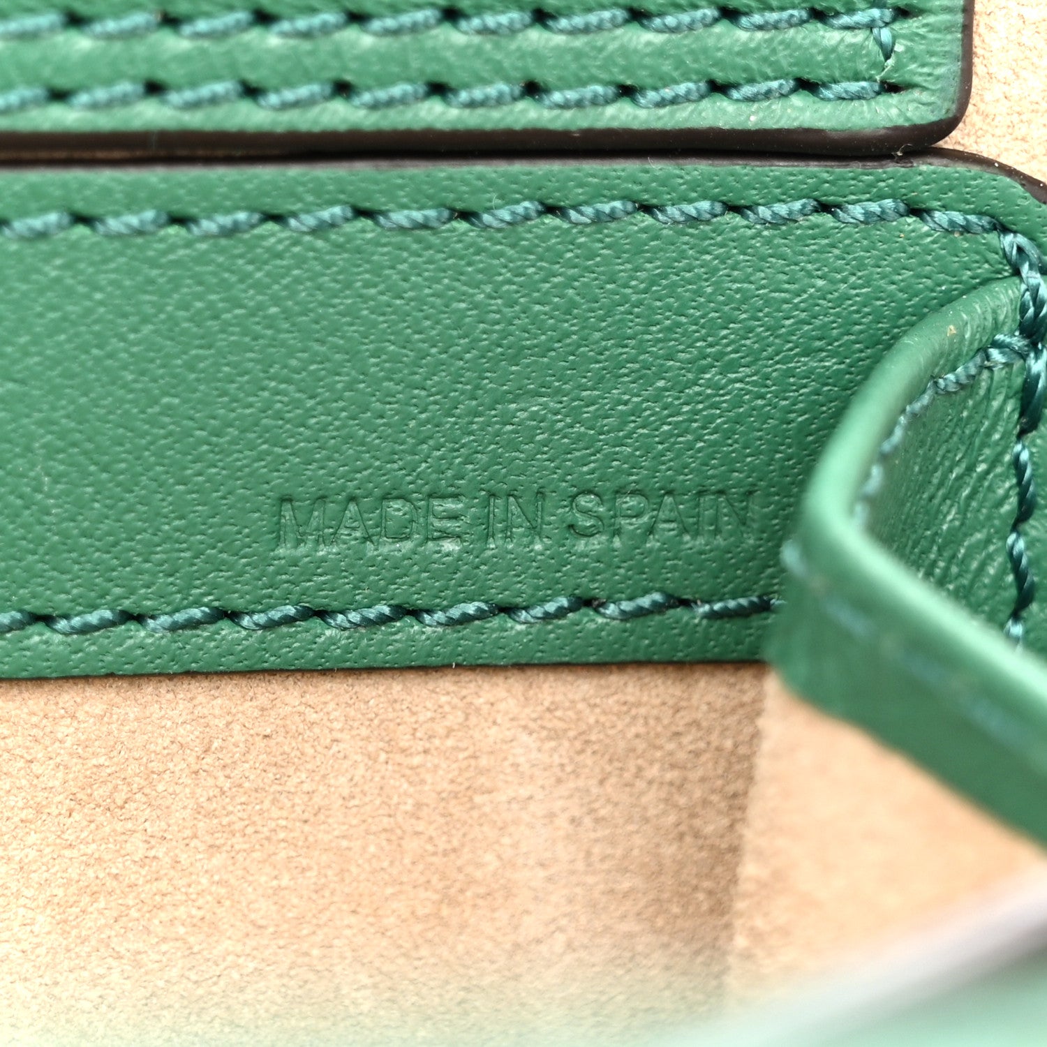 Chloe Calfskin Crocodile Embossed Mini C Vanity Bag Woodsy Green 8 of 15