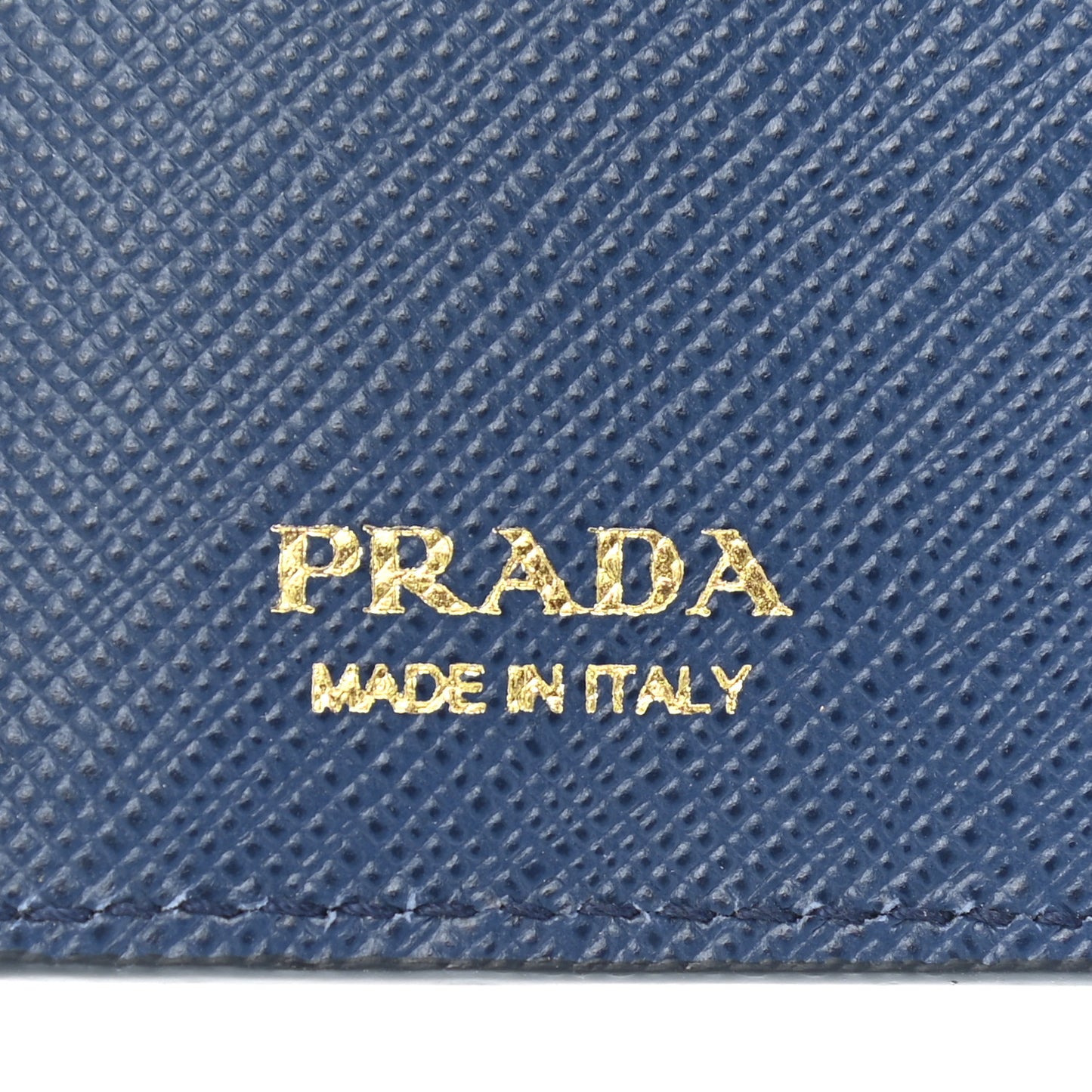 Saffiano Shine Monochrome Bi-Fold Wallet Bleuette