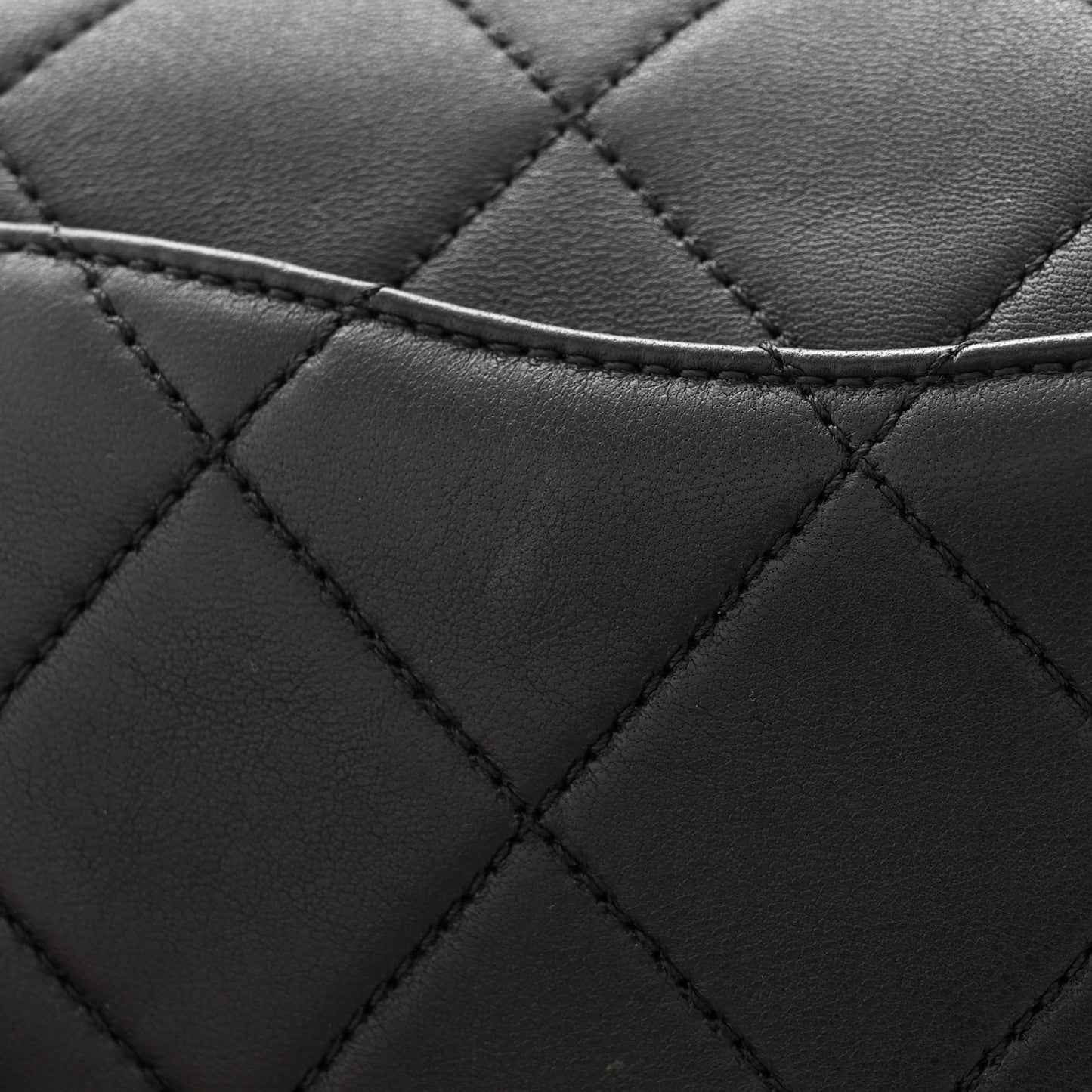 Lambskin Quilted Resin Bi-Color Waist Bag Fanny Pack Black
