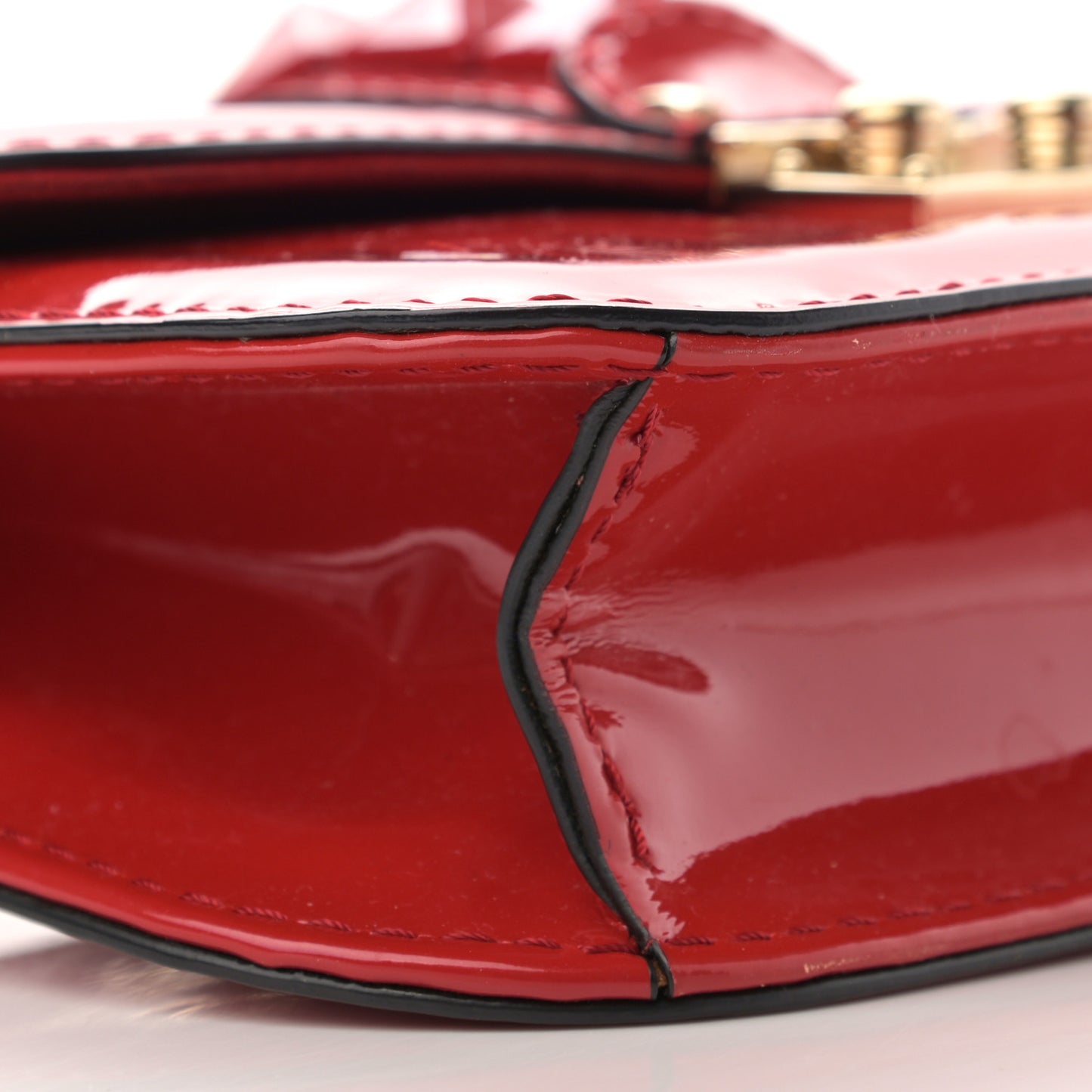Patent Monochrome Small Glam Lock Rockstud Flap Rosso Valentino