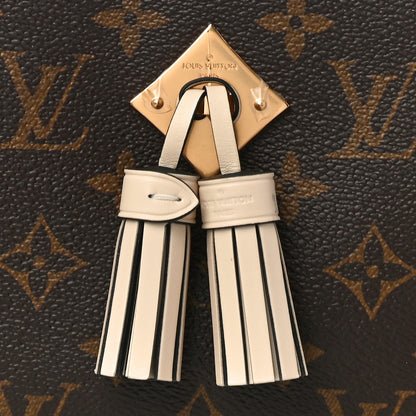 Louis Vuitton Monogram Saintonge Creme 9 of 11