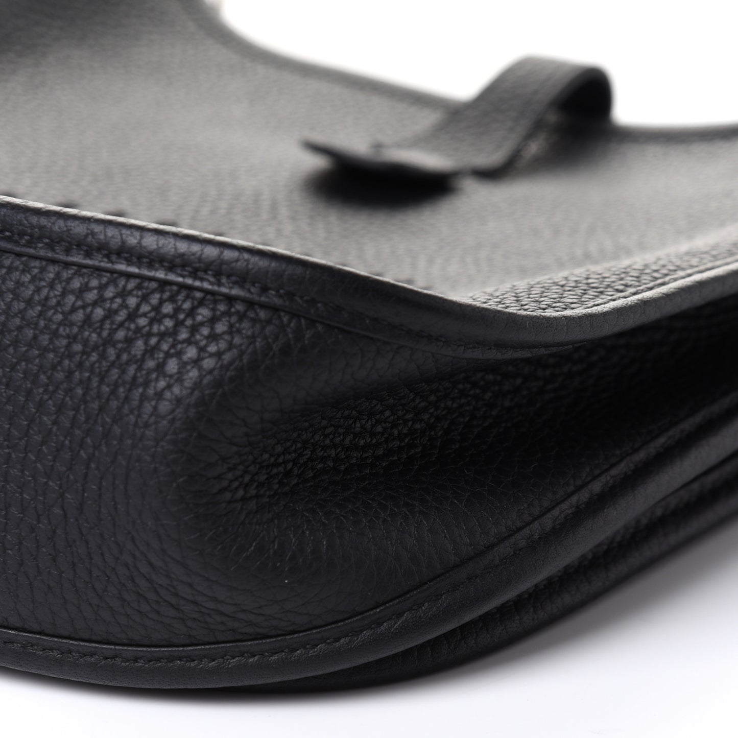 Taurillon Clemence Evelyne III PM Black