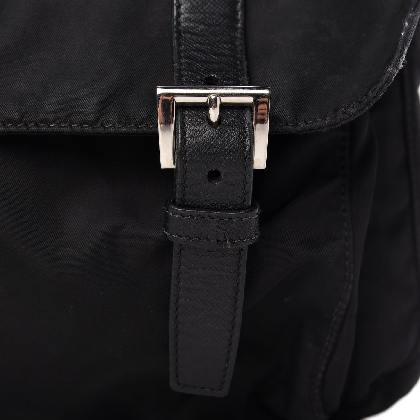 Tessuto Nylon Vela Messenger Bag Black