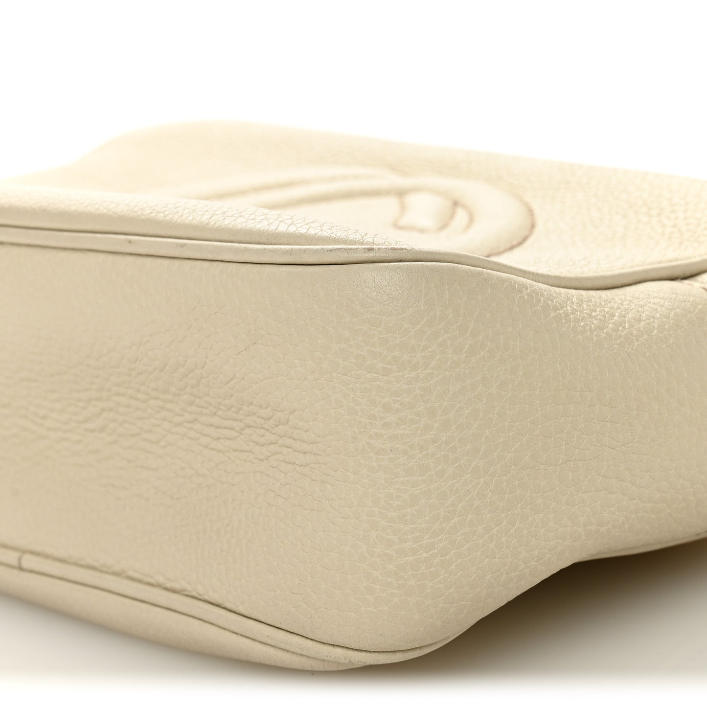 Pebbled Calfskin Small Soho Disco Bag Off White