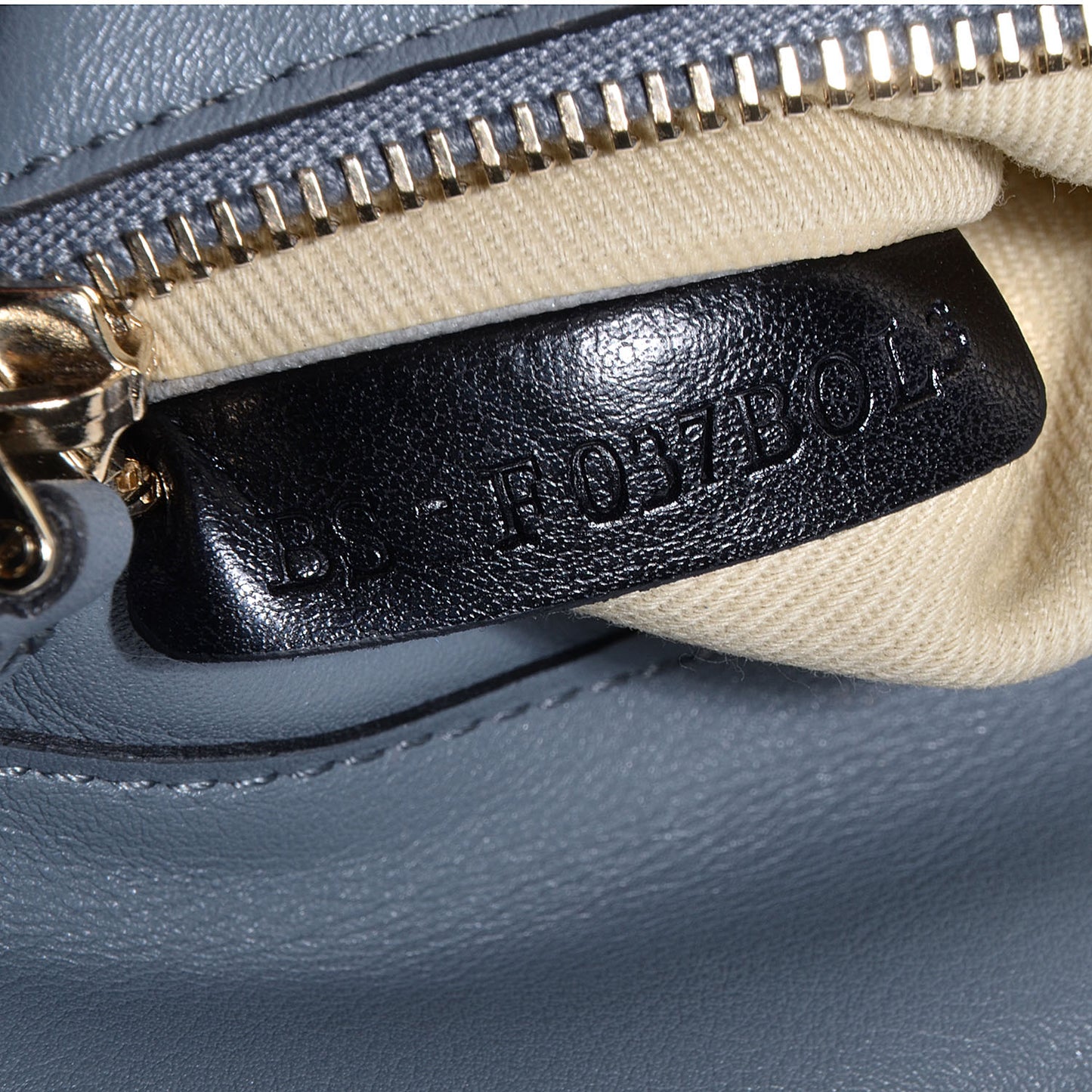 Vitello Small Rockstud Tote Grey