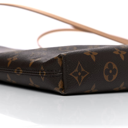 Louis Vuitton Monogram Carry It 7 of 9