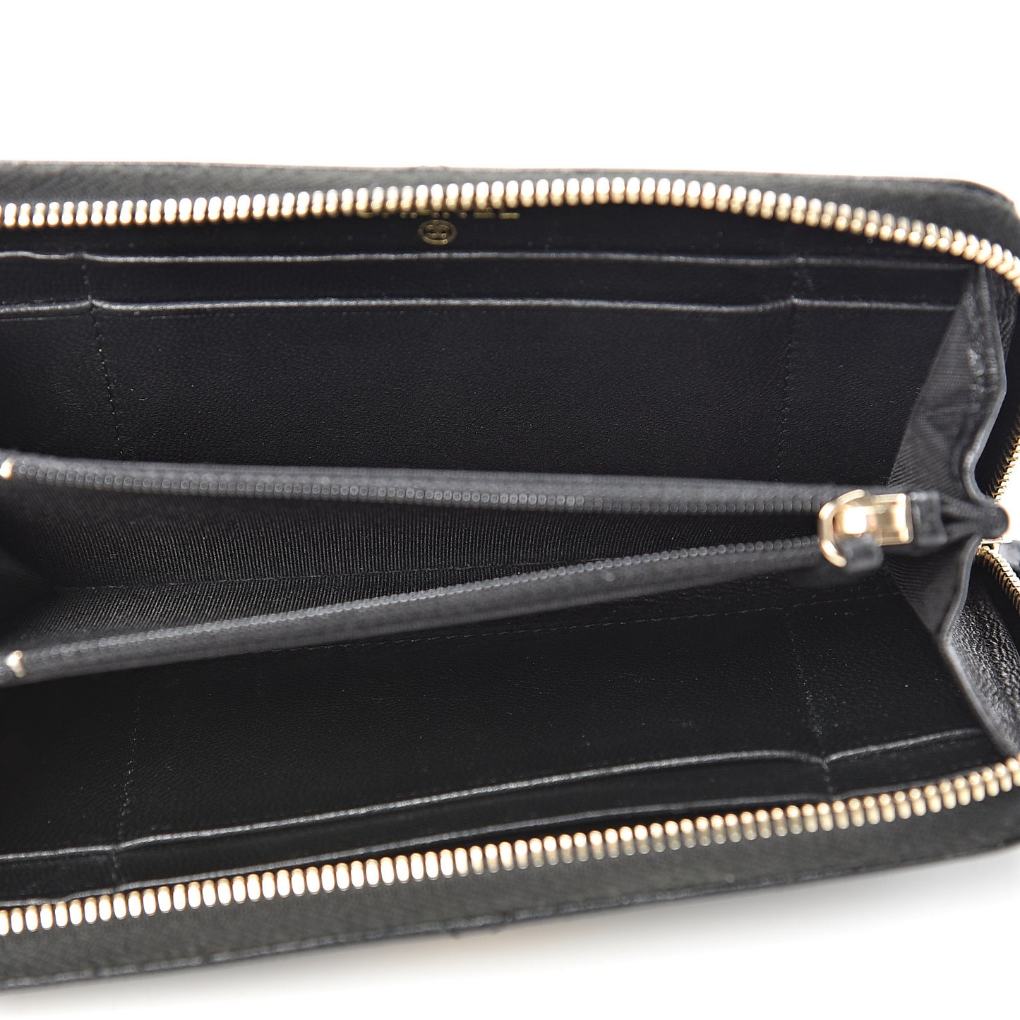 Lambskin Quilted 19 Zipped Wallet Black