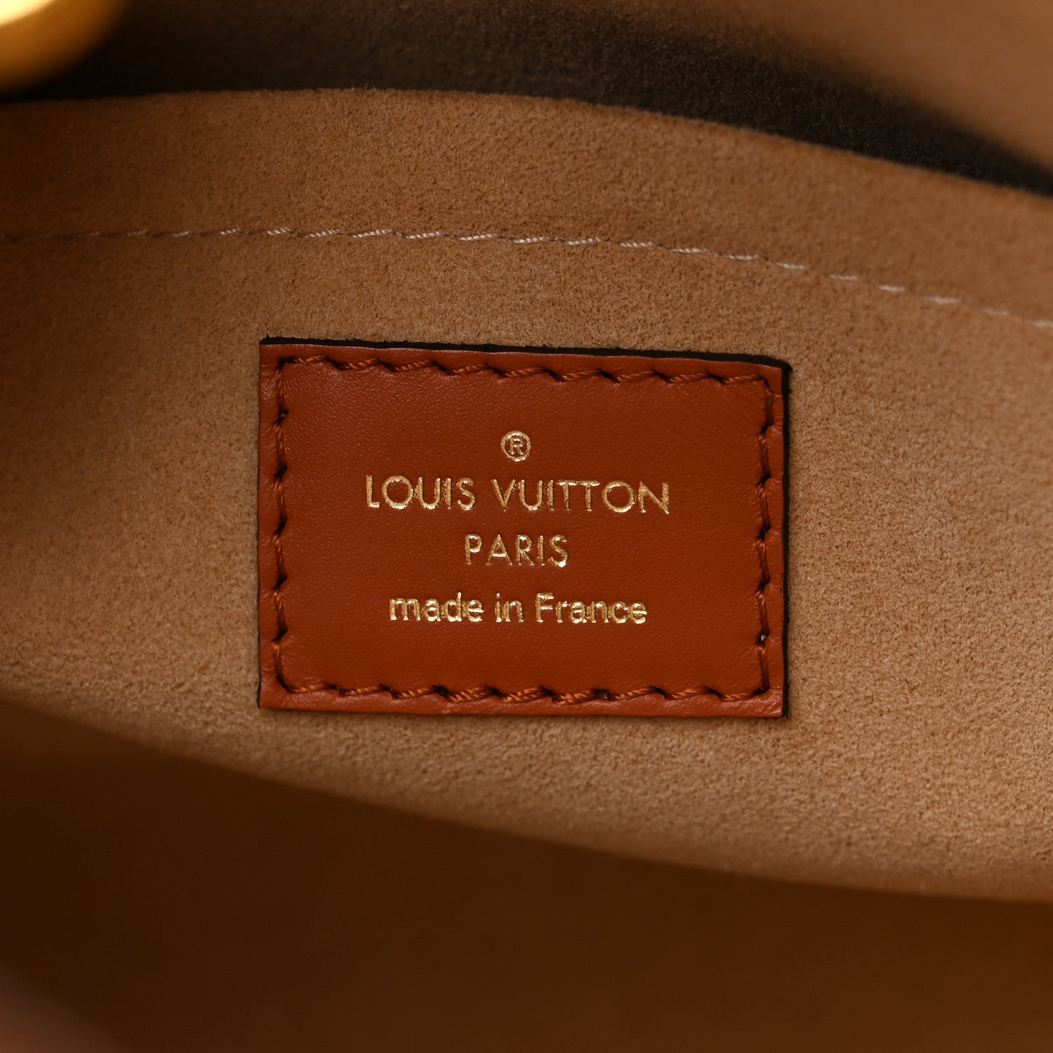 Louis Vuitton Calfskin Monogram Tufting On My Side Galet 7 of 11
