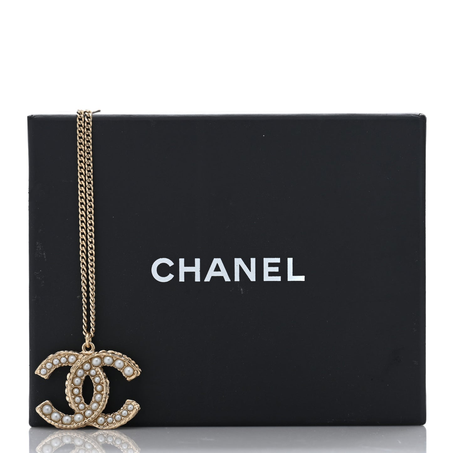 Pearl CC Pendant Necklace Gold