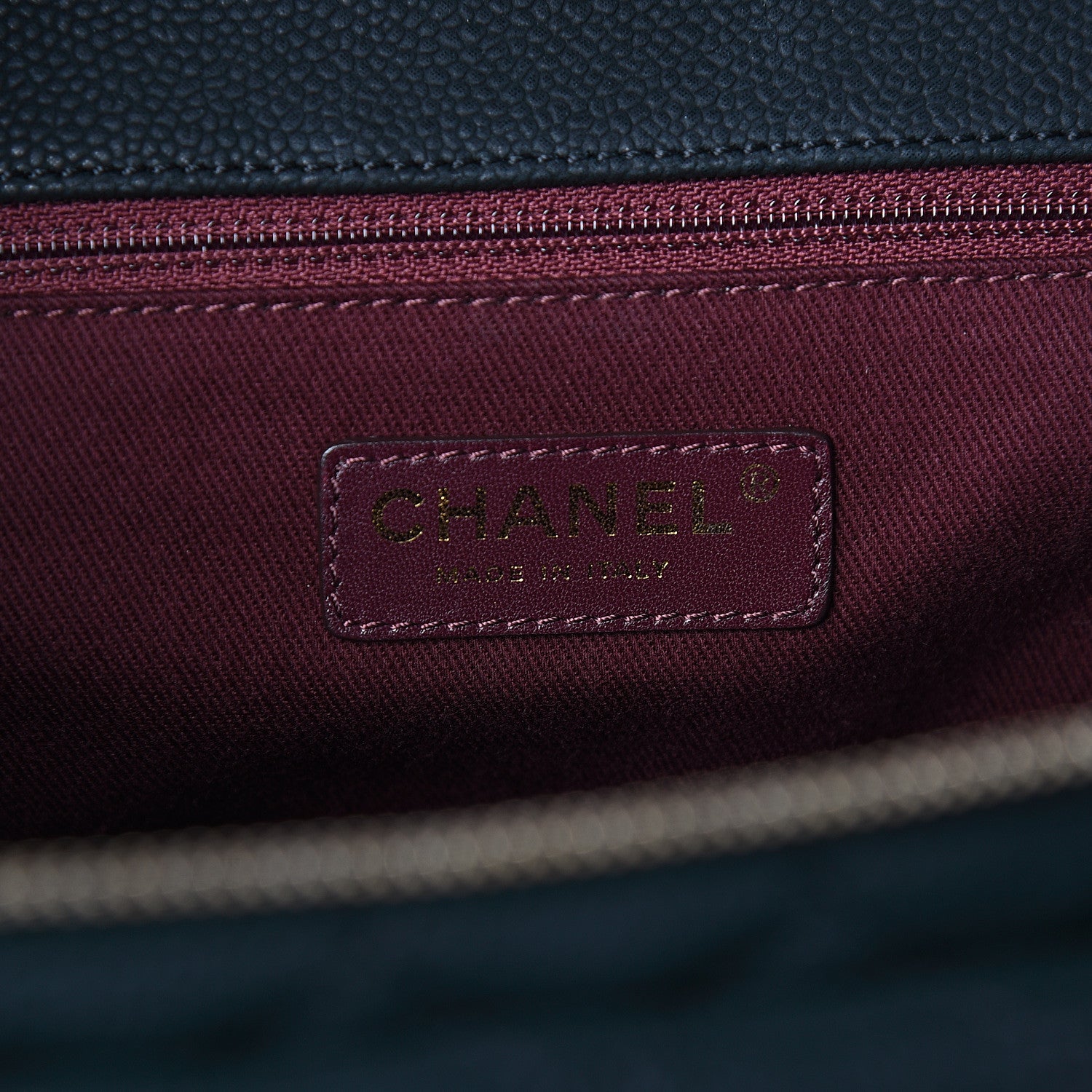 Chanel Iridescent Grained Calfskin Quilted Globe Trotter Vanity Case Black 5 of 9