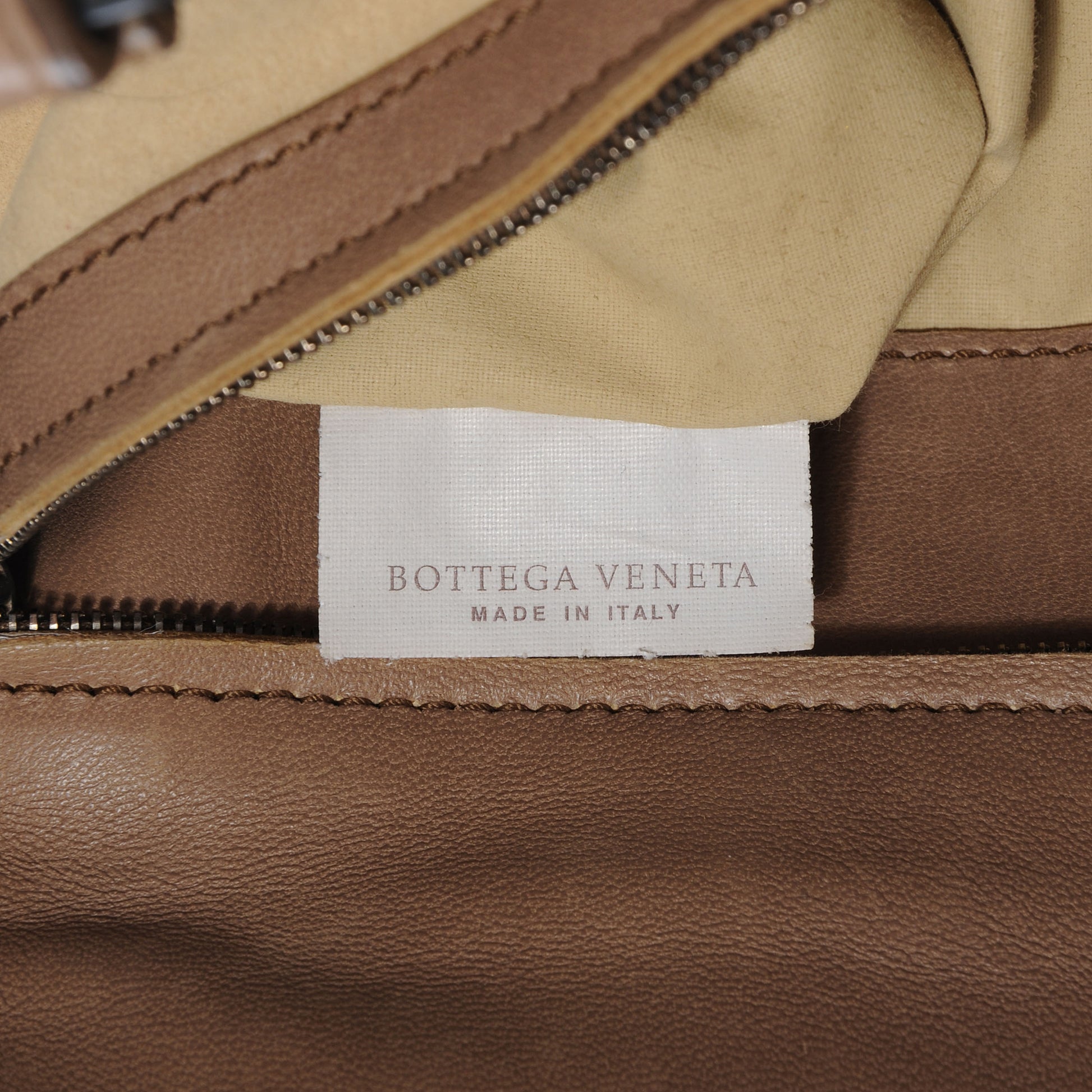 Bottega Veneta Nappa Intrecciato Large Ombre Tote 7 of 8