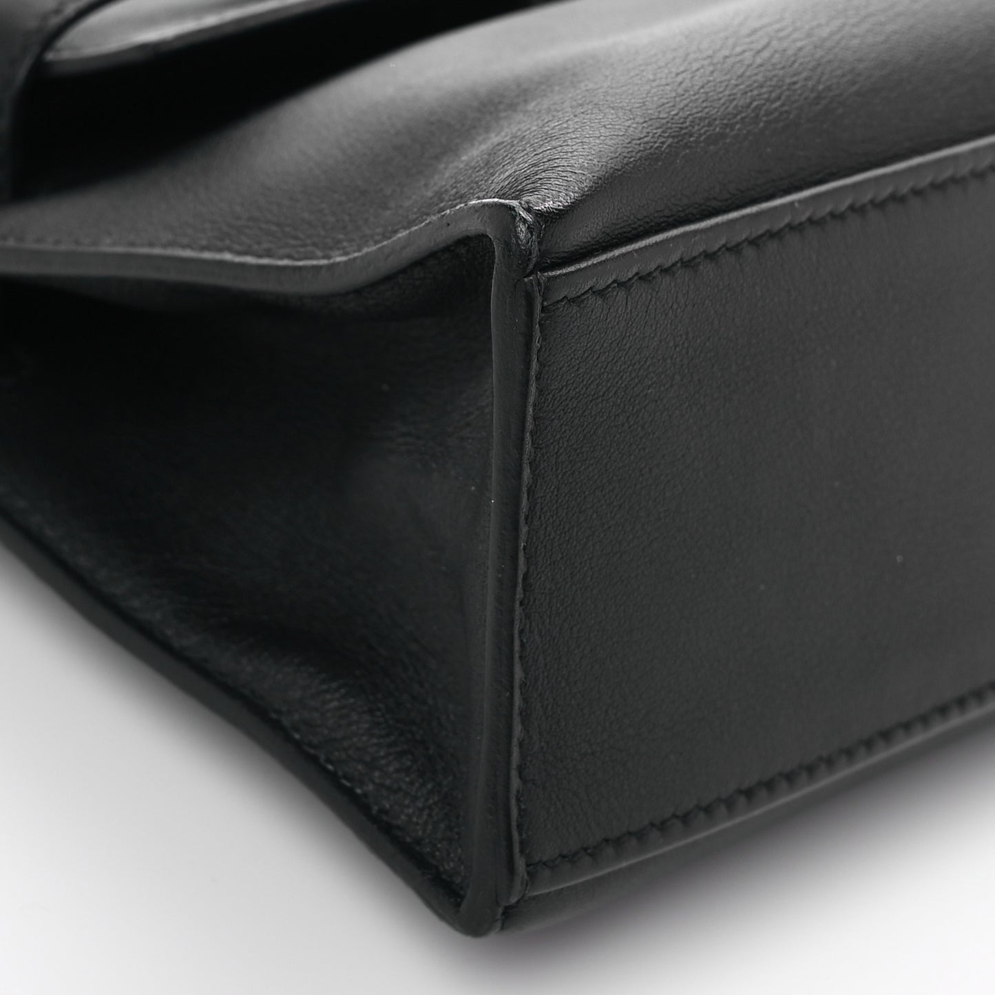 Swift Kelly Pochette Clutch Black