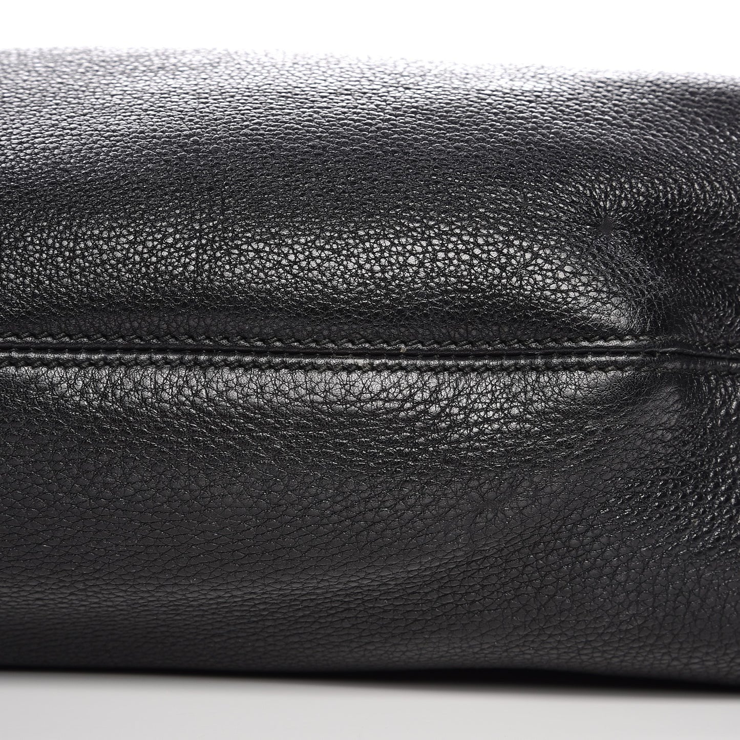 Pebbled Calfskin Large Soho Hobo Black