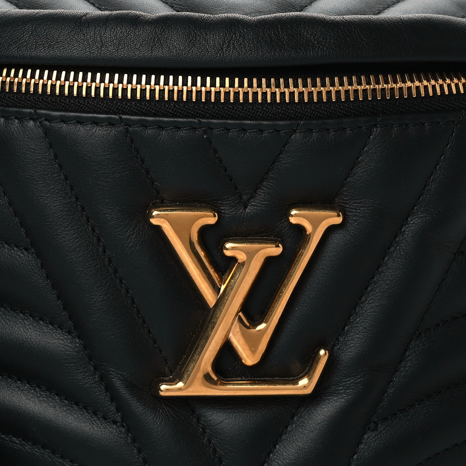 Louis Vuitton Calfskin Quilted New Wave Bumbag Black 7 of 10