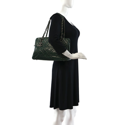 Chanel Caviar Quilted Chic Shopping Tote Green 2 of 7