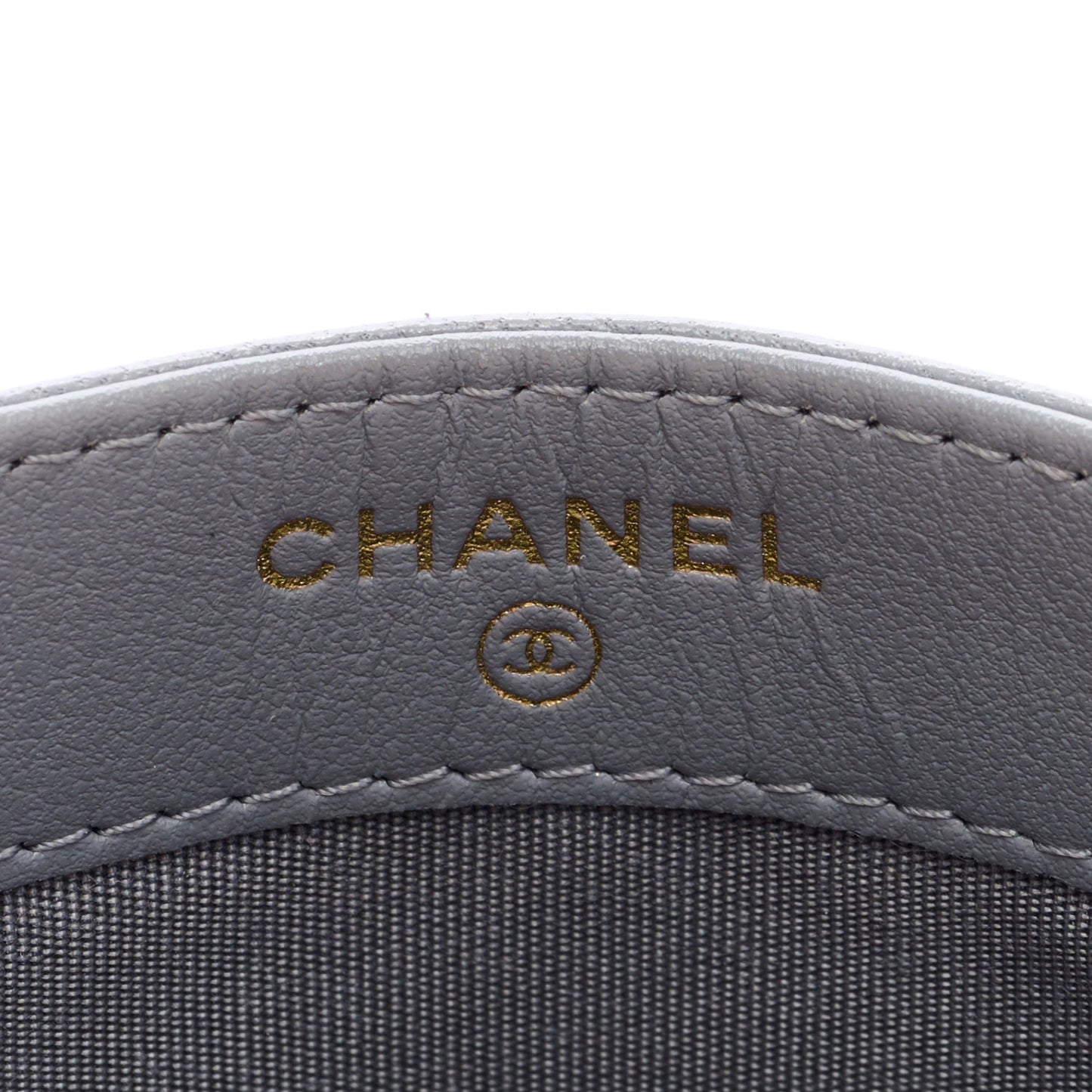 Lambskin Quilted Chanel 19 Card Holder Grey