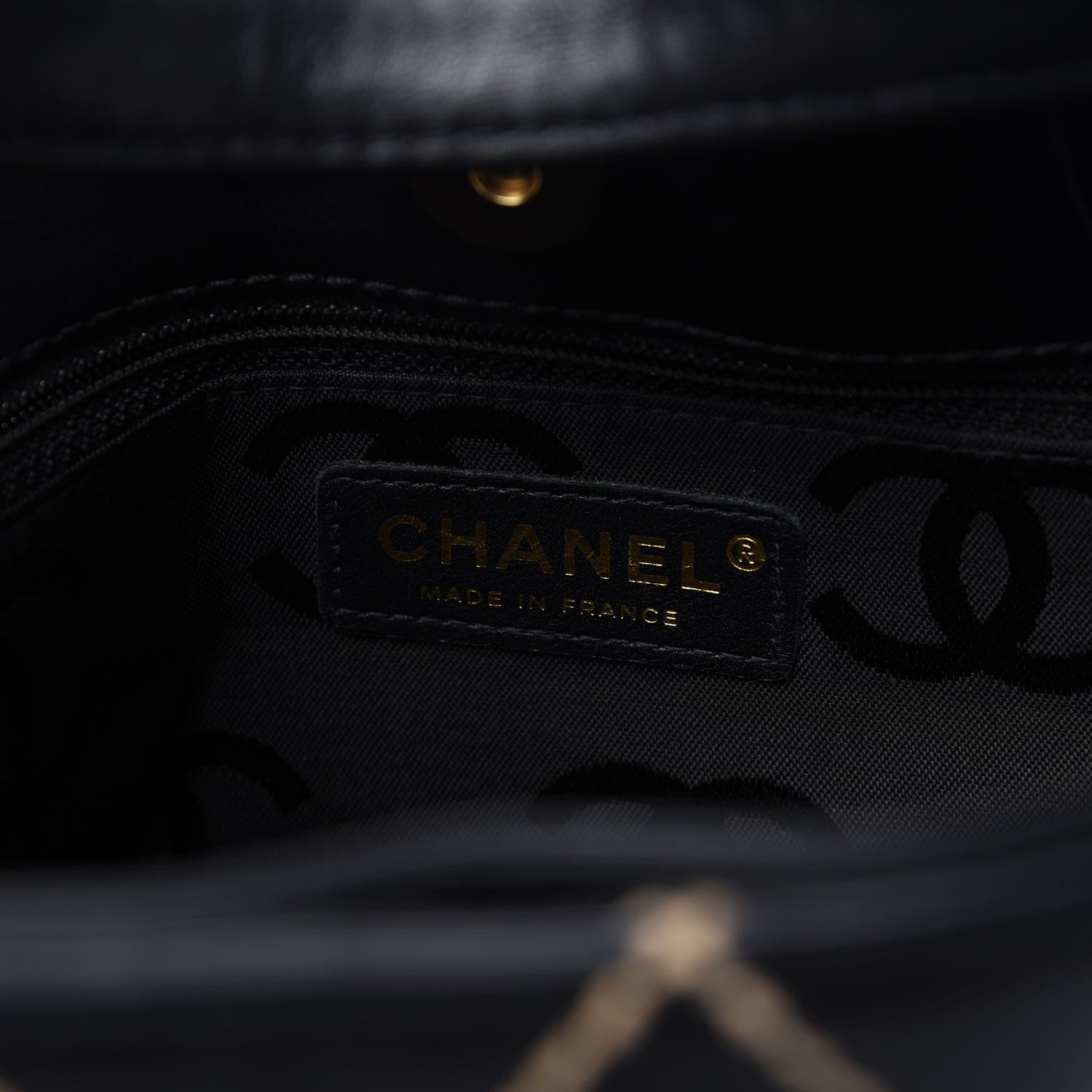 Chanel Calfskin Contrast Stitch Surpique Tote Black 8 of 10