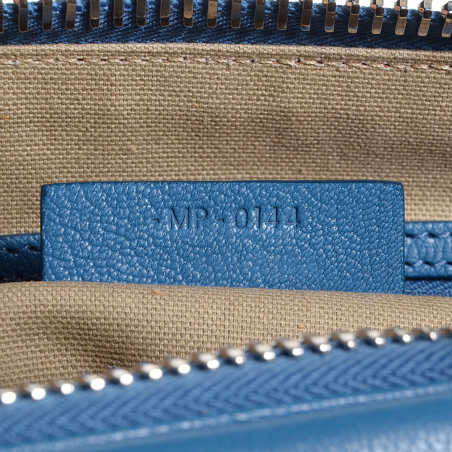 Givenchy Sugar Goatskin Medium Antigona Blue 9 of 12