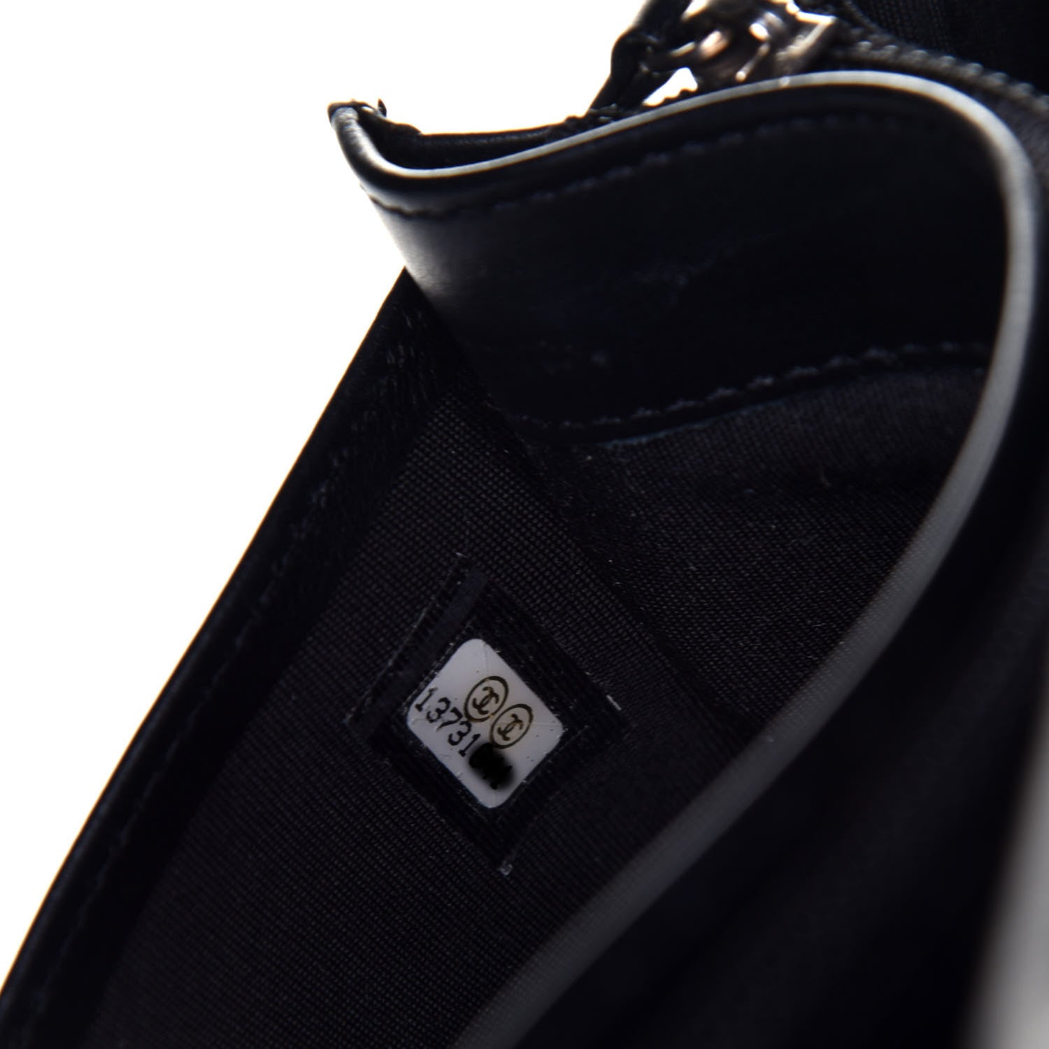 Chanel Patent Quilted Brilliant Yen Wallet Black 8 of 8