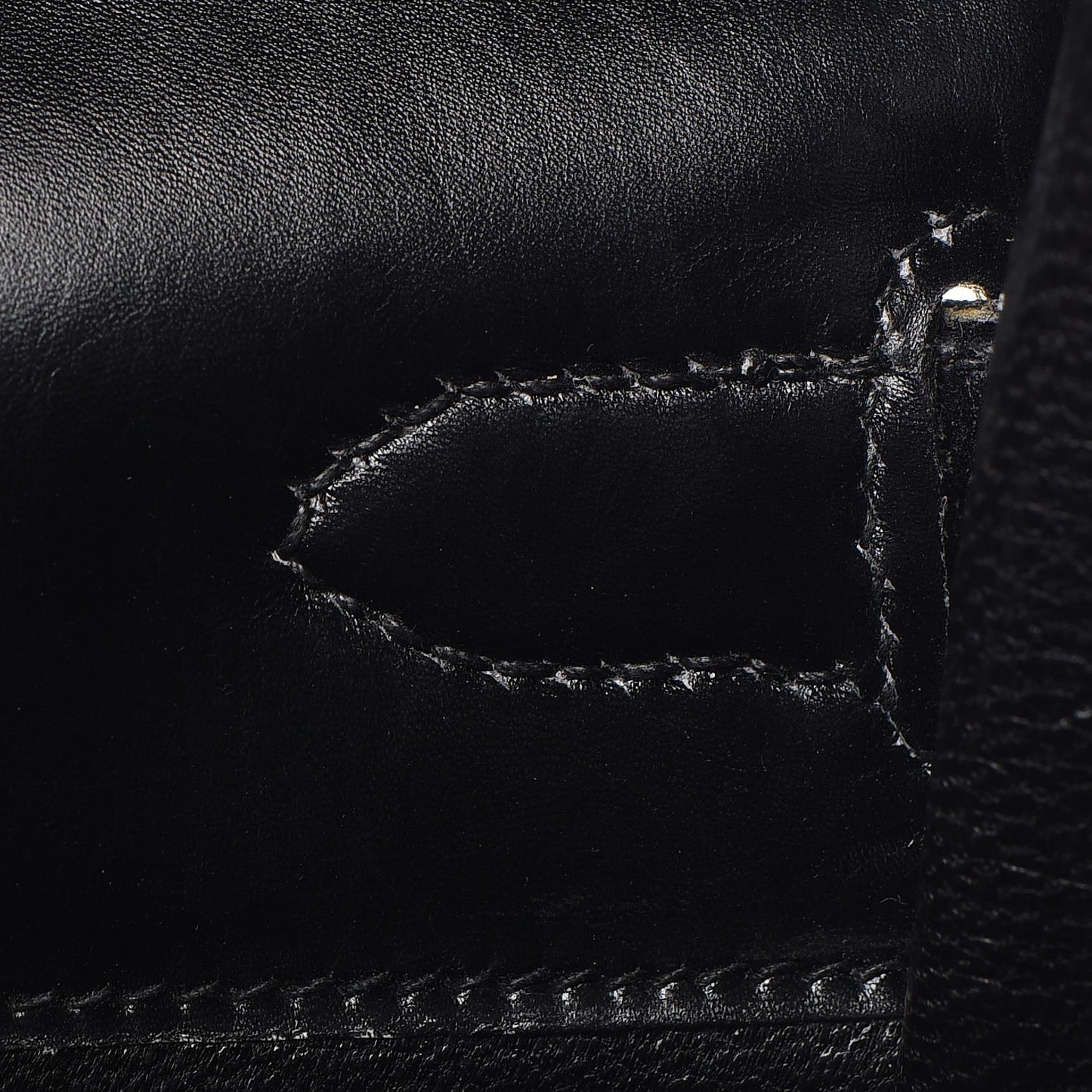 Box Kelly Retourne 32 Black