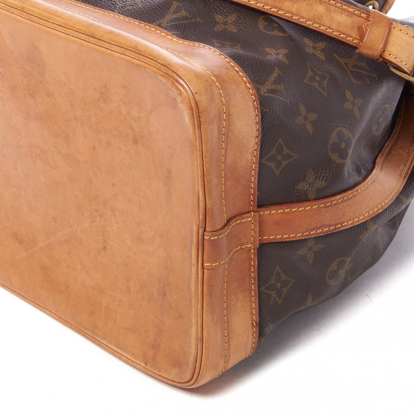 Monogram Noe