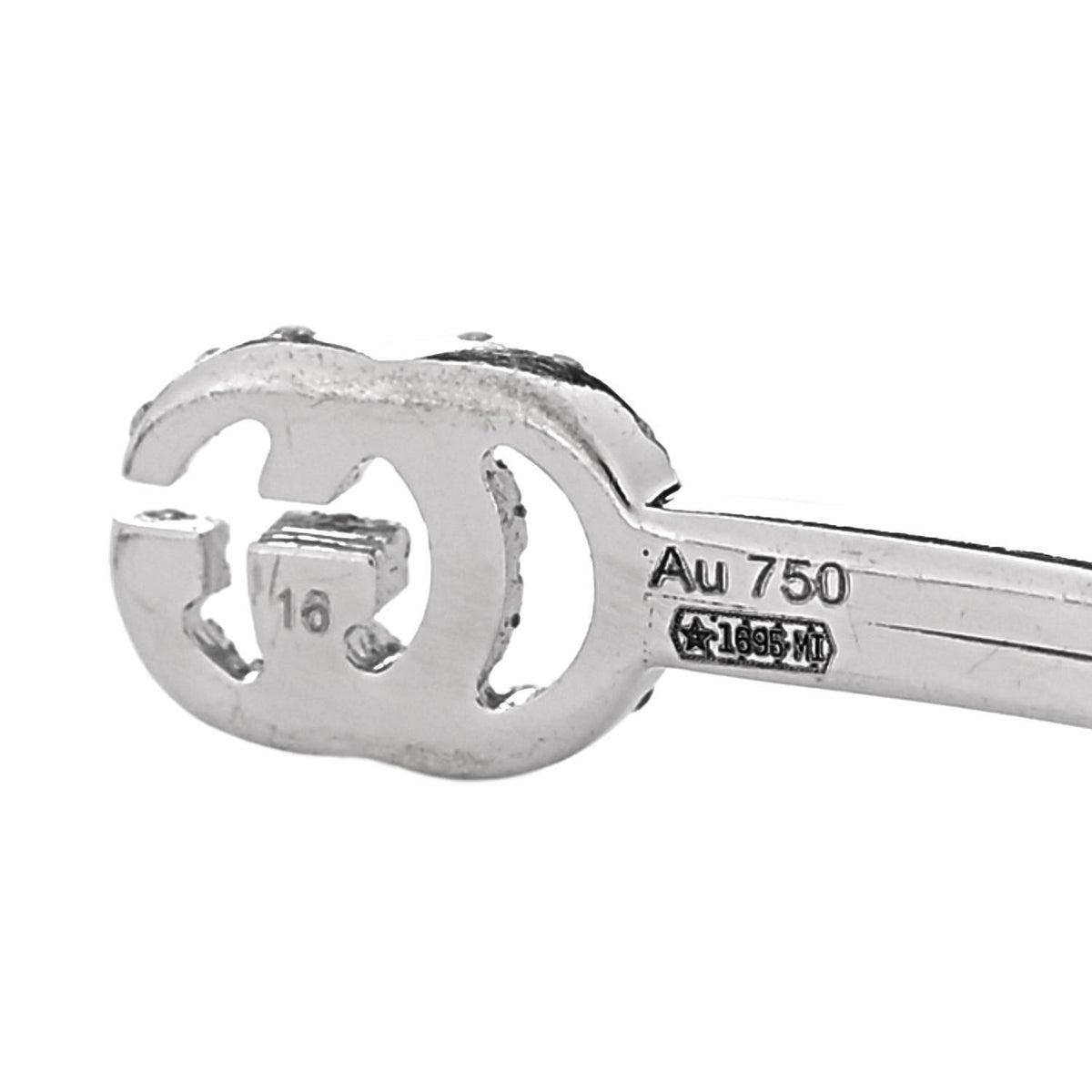 Gucci 18K White Gold Diamond GG Running Cuff Bracelet 4 of 4