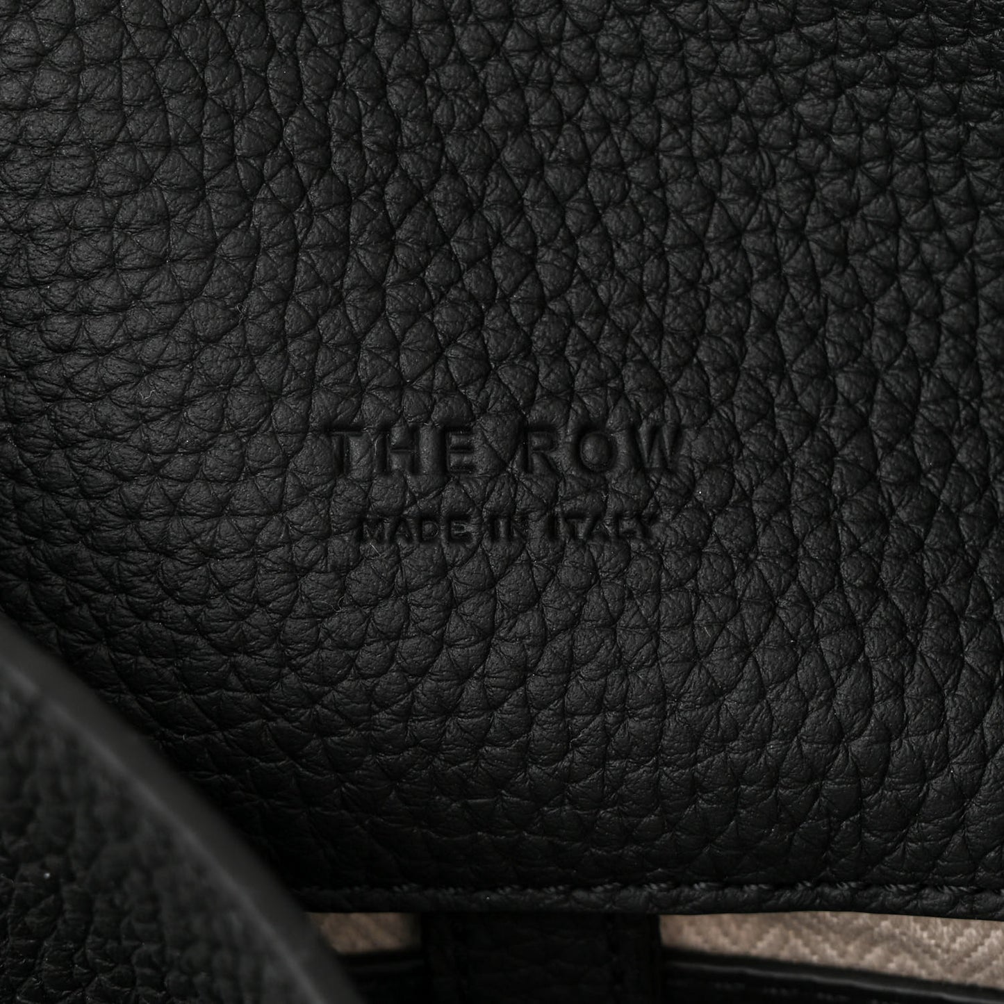 Matte Grained Calfskin Soft Margaux 15 Black