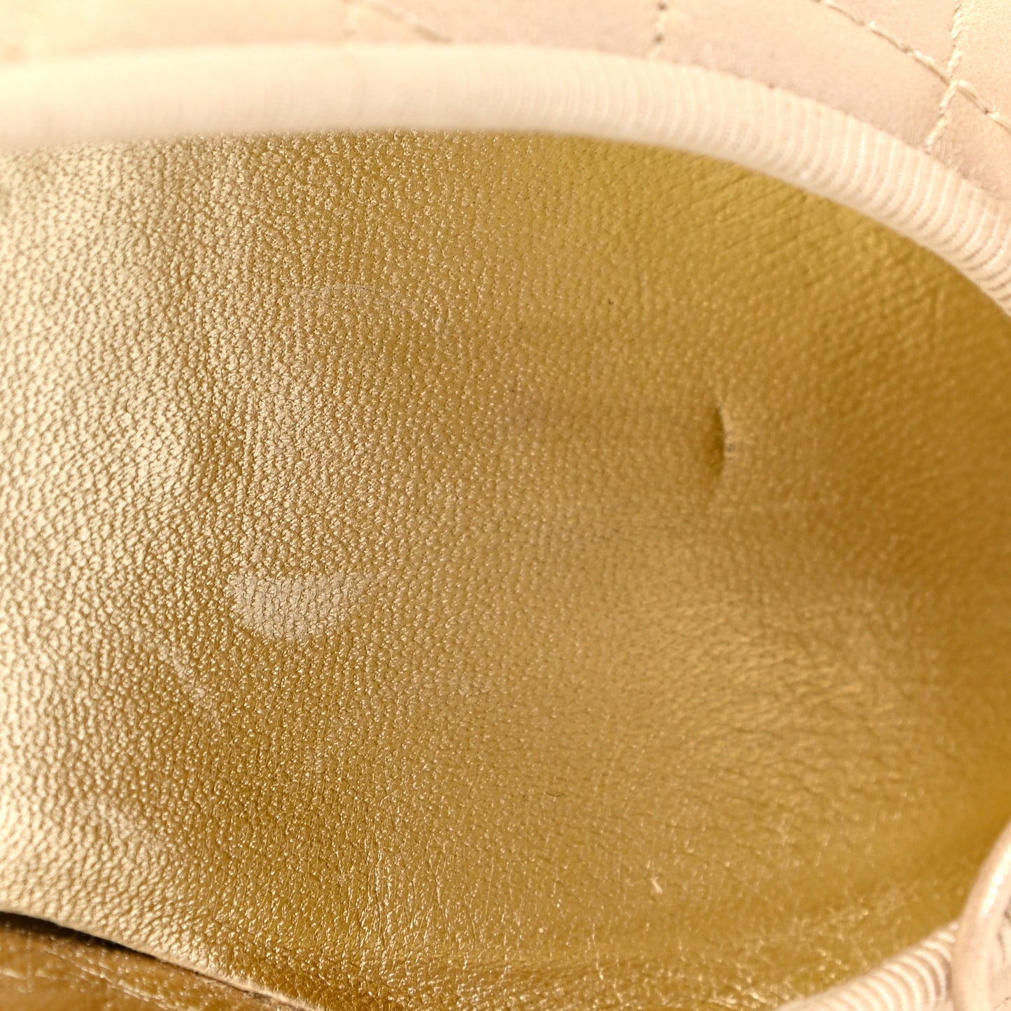 Iridescent Lambskin Quilted CC Cap Toe Ballerina Flats 38.5 Beige