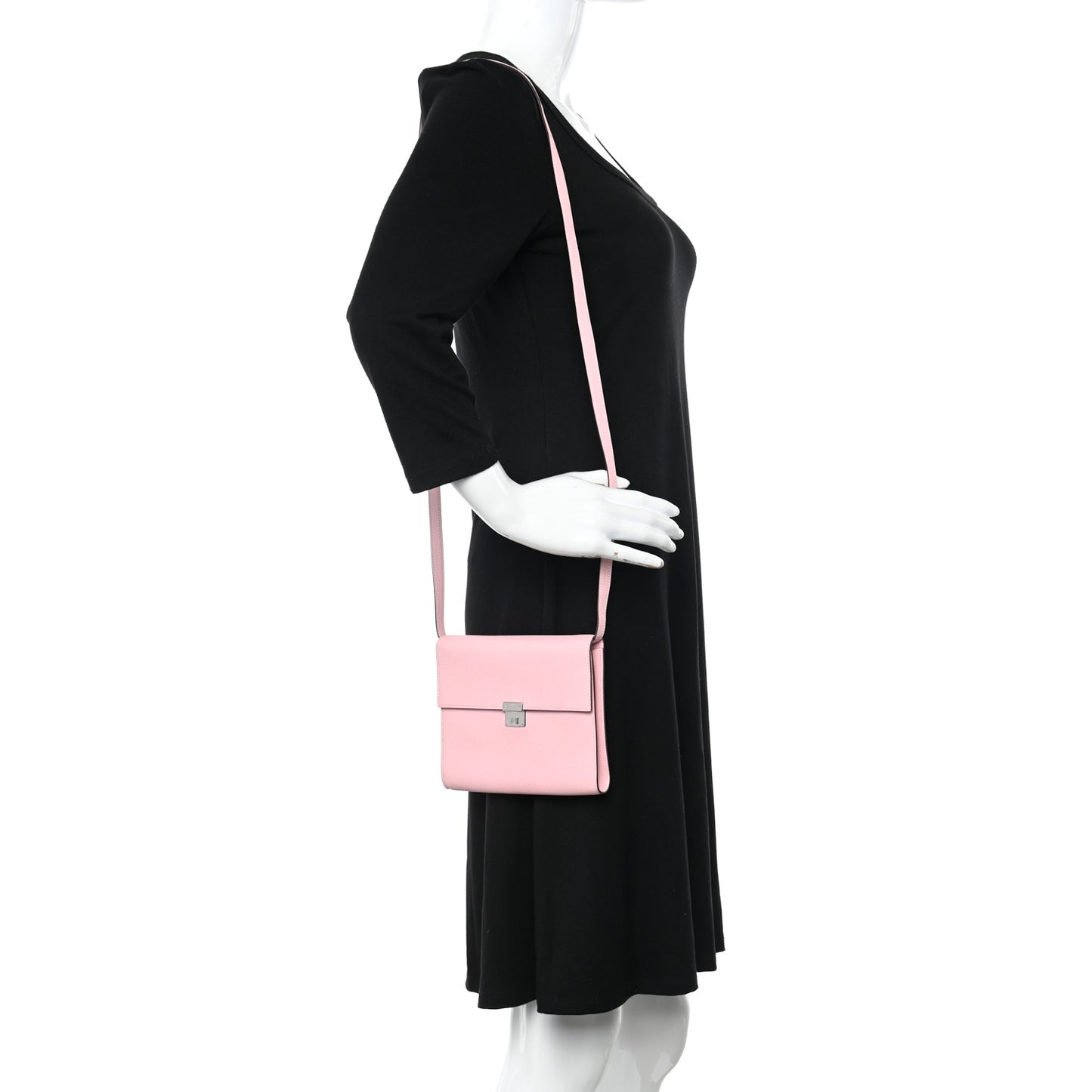 Chevre Mysore Clic 16 Wallet Rose Sakura