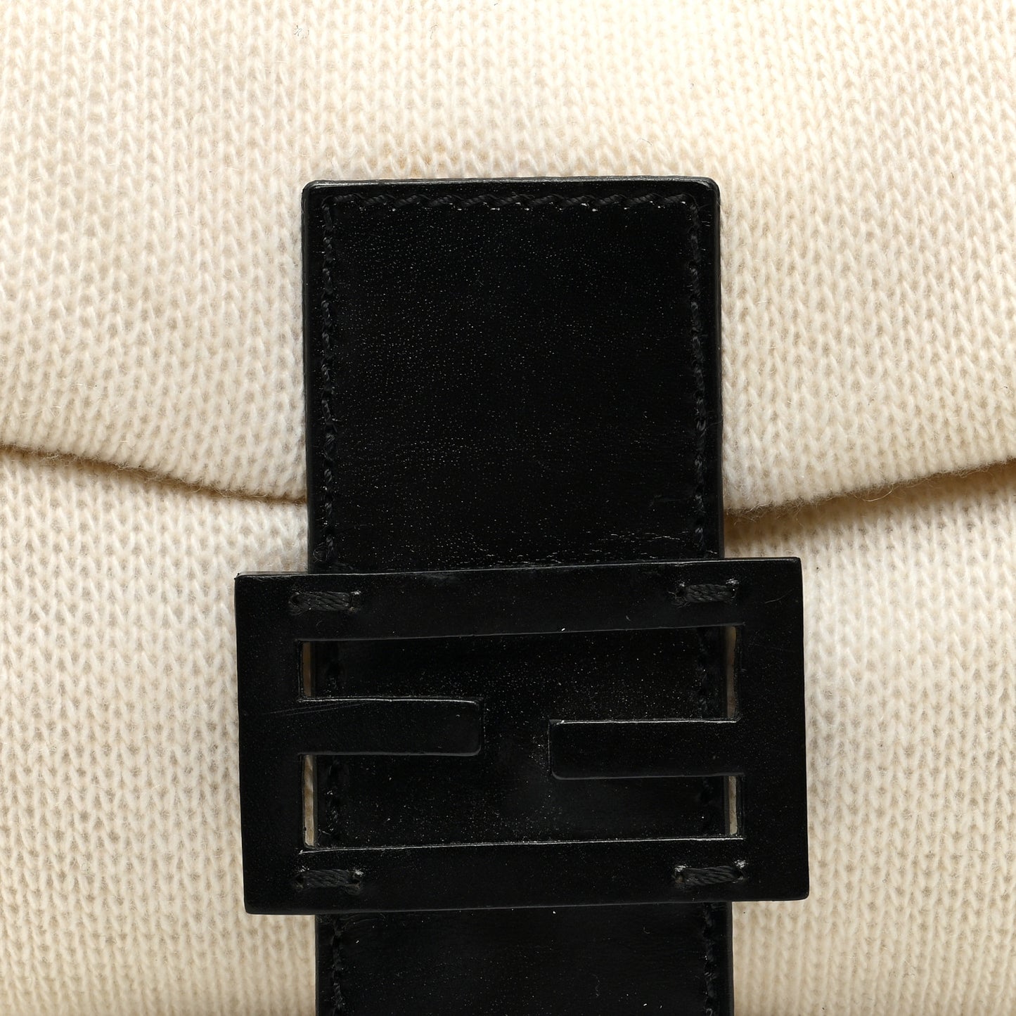 Cashmere Baguette White Black