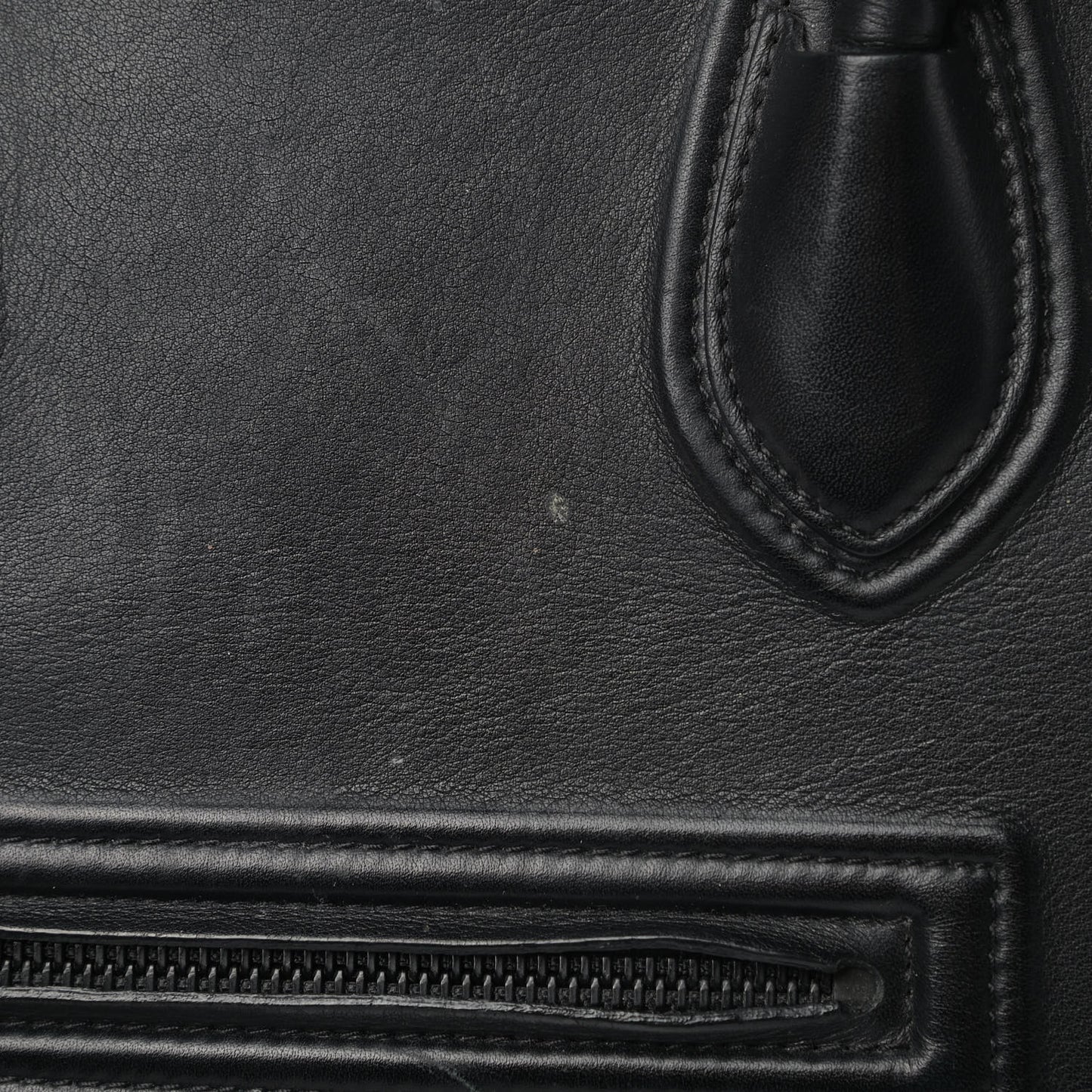 Supple Calfskin Medium Phantom Luggage Black