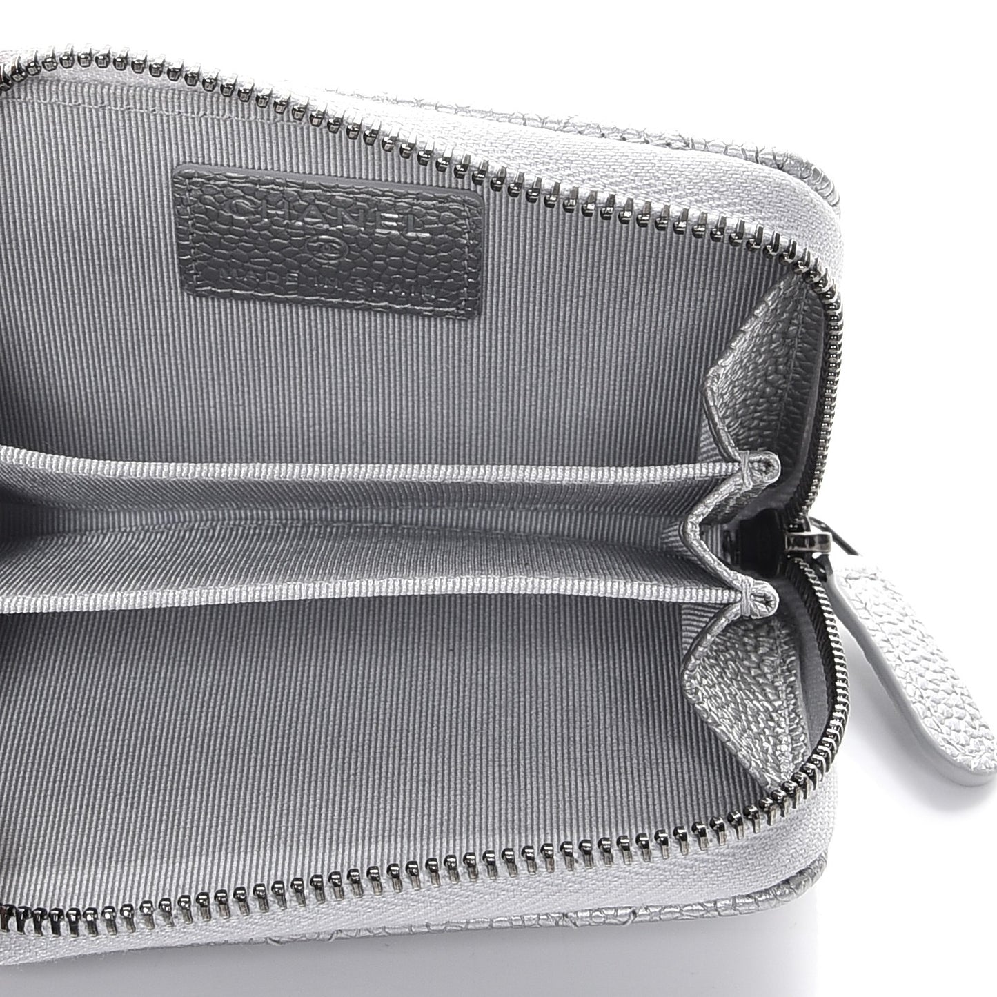 Metallic Caviar Quilted Zip Coin Purse Silver