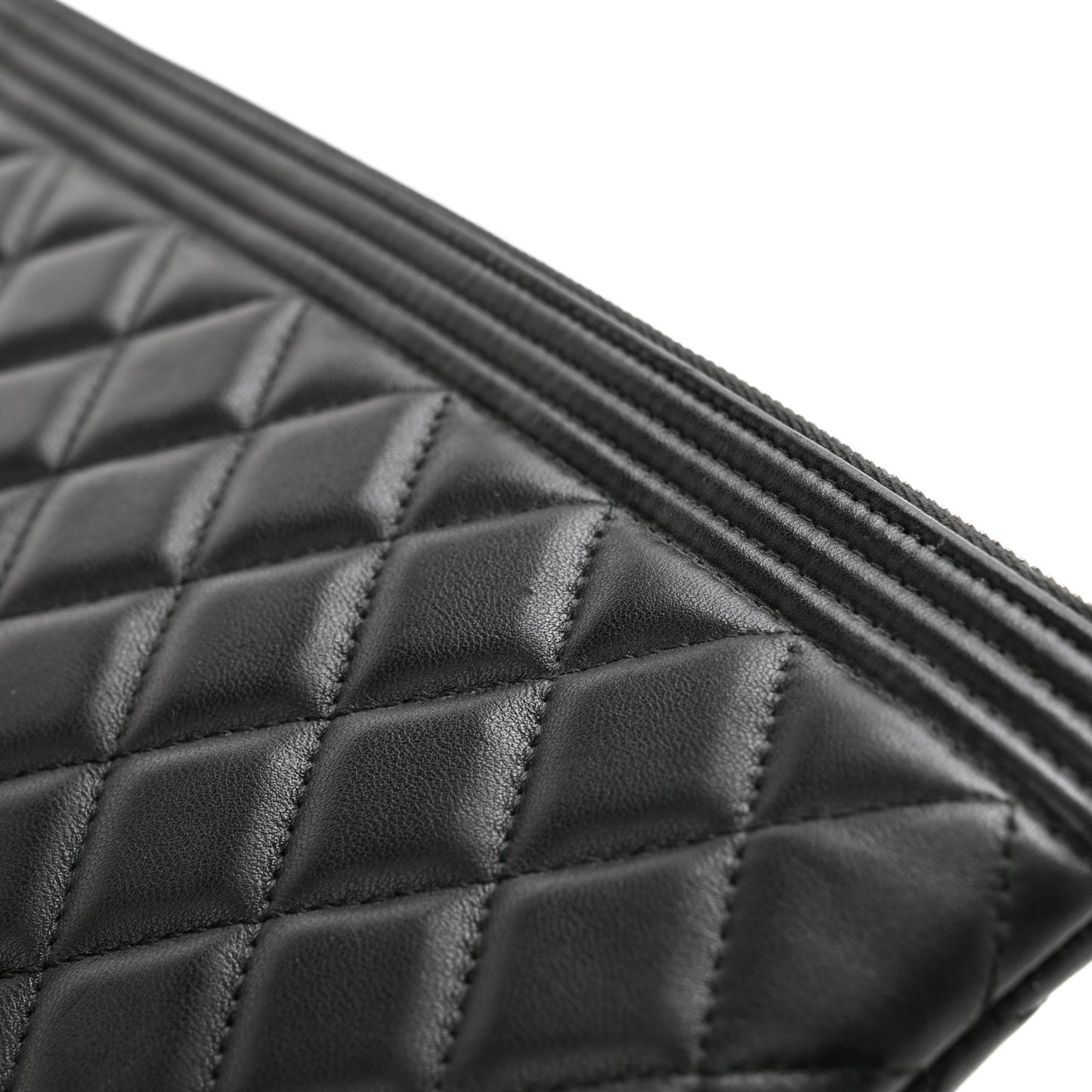 Lambskin Quilted Medium Boy Cosmetic Case Black