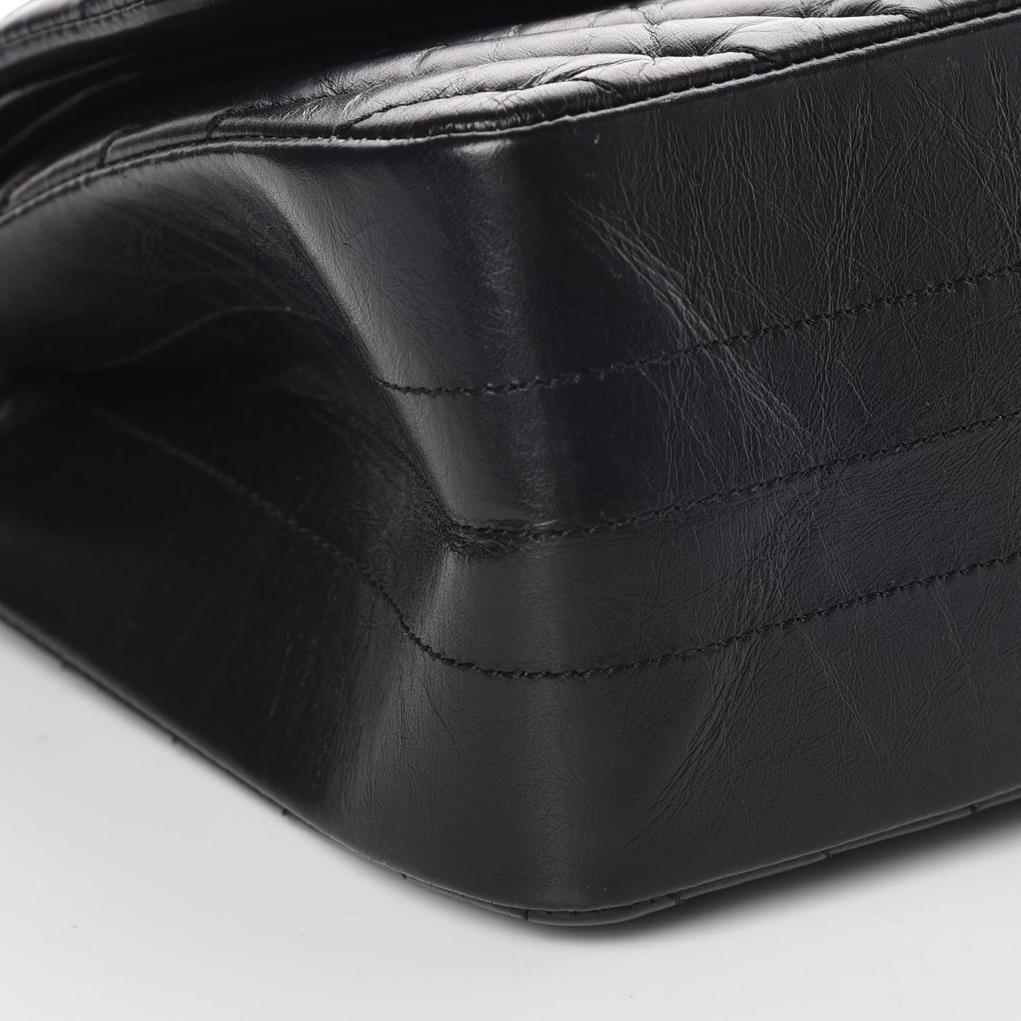 Aged Calfskin Chevron Quilted 2.55 Reissue 226 So Black