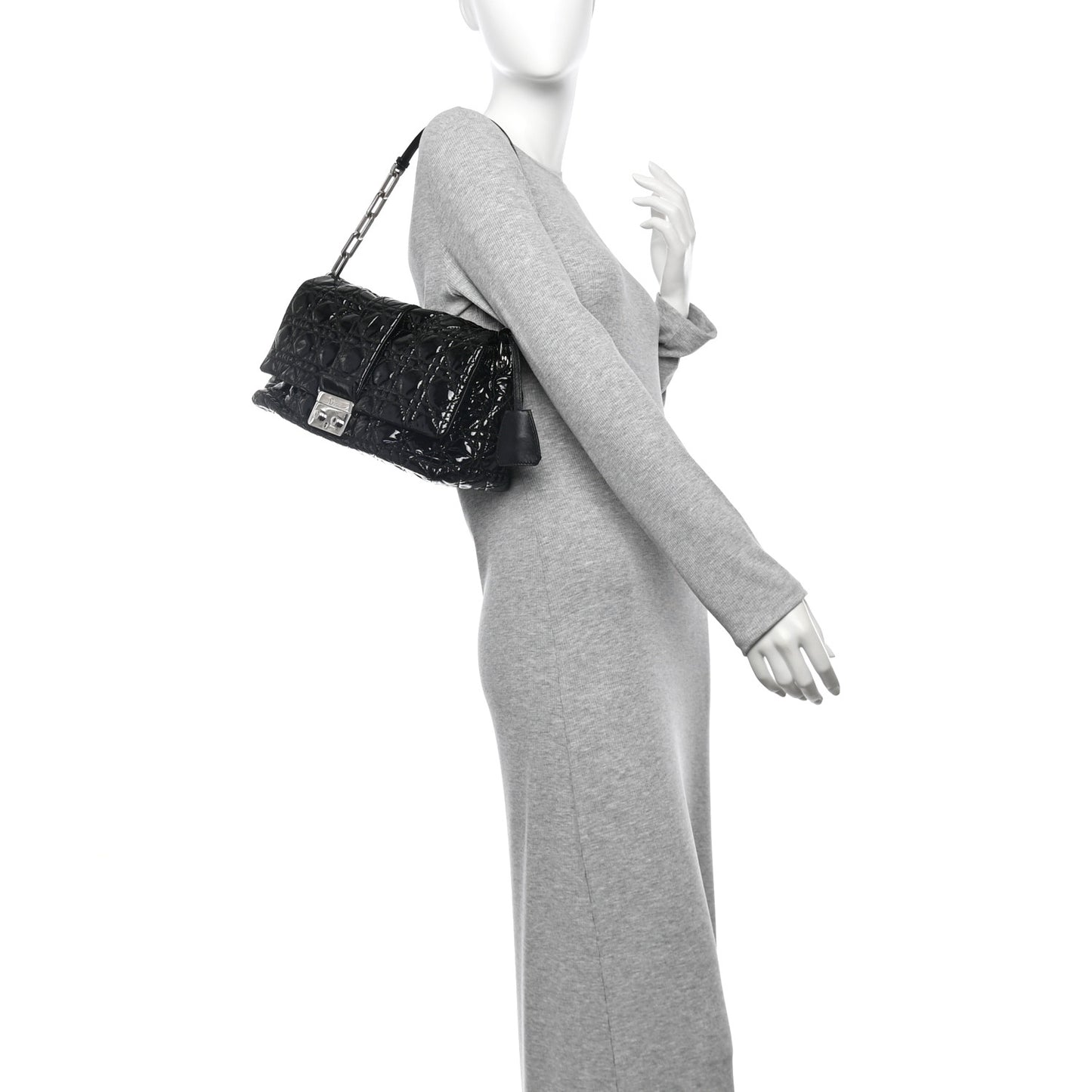 Patent Cannage New Lock Flap Black